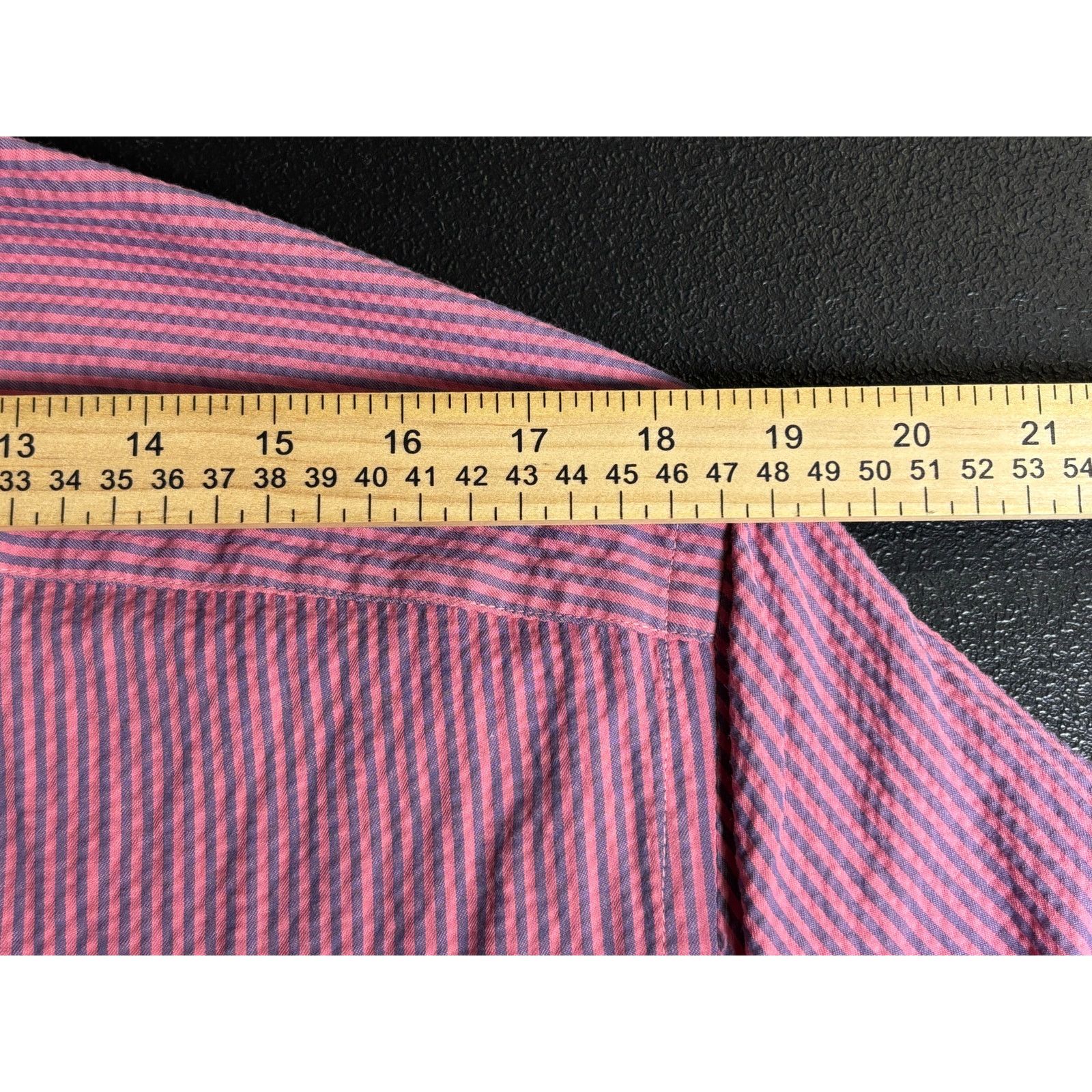 UNTUCKit UNTUCKit Medium Red Blue Stripe Short Sleeve Button Down Size US M / EU 48-50 / 2 - 5 Thumbnail