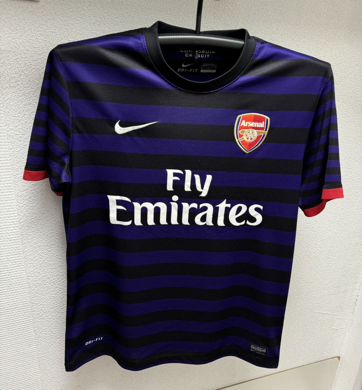 Nike Arsenal Nike Fly Emirates soccer jersey M sz Size US M / EU 48-50 / 2 - 1 Thumbnail