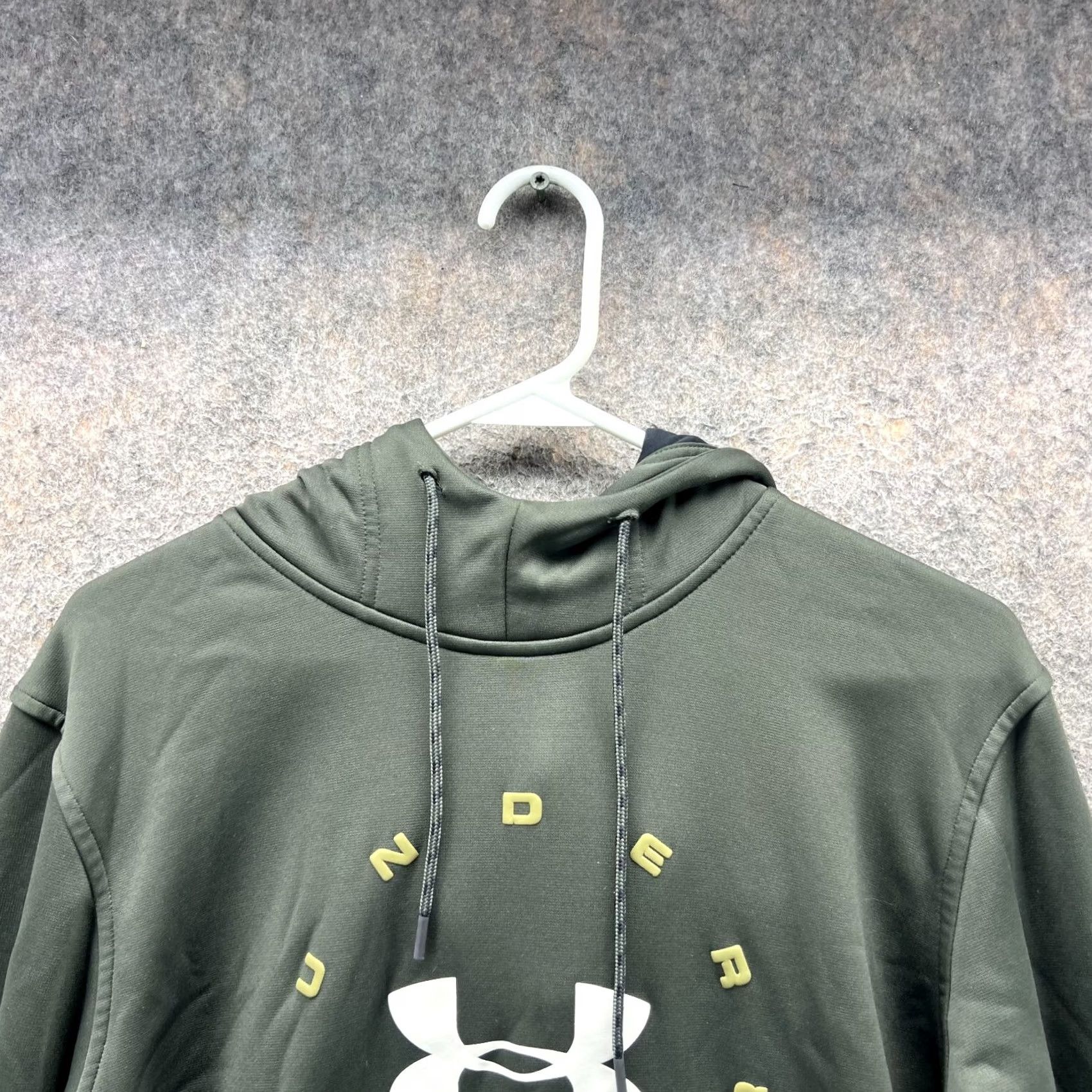 Under Armour VINTAGE Under Armour Hoodie Mens Large Green Coldgear Loose Knit Sweater Big Print Shirt Size US L / EU 52-54 / 3 - 5 Thumbnail