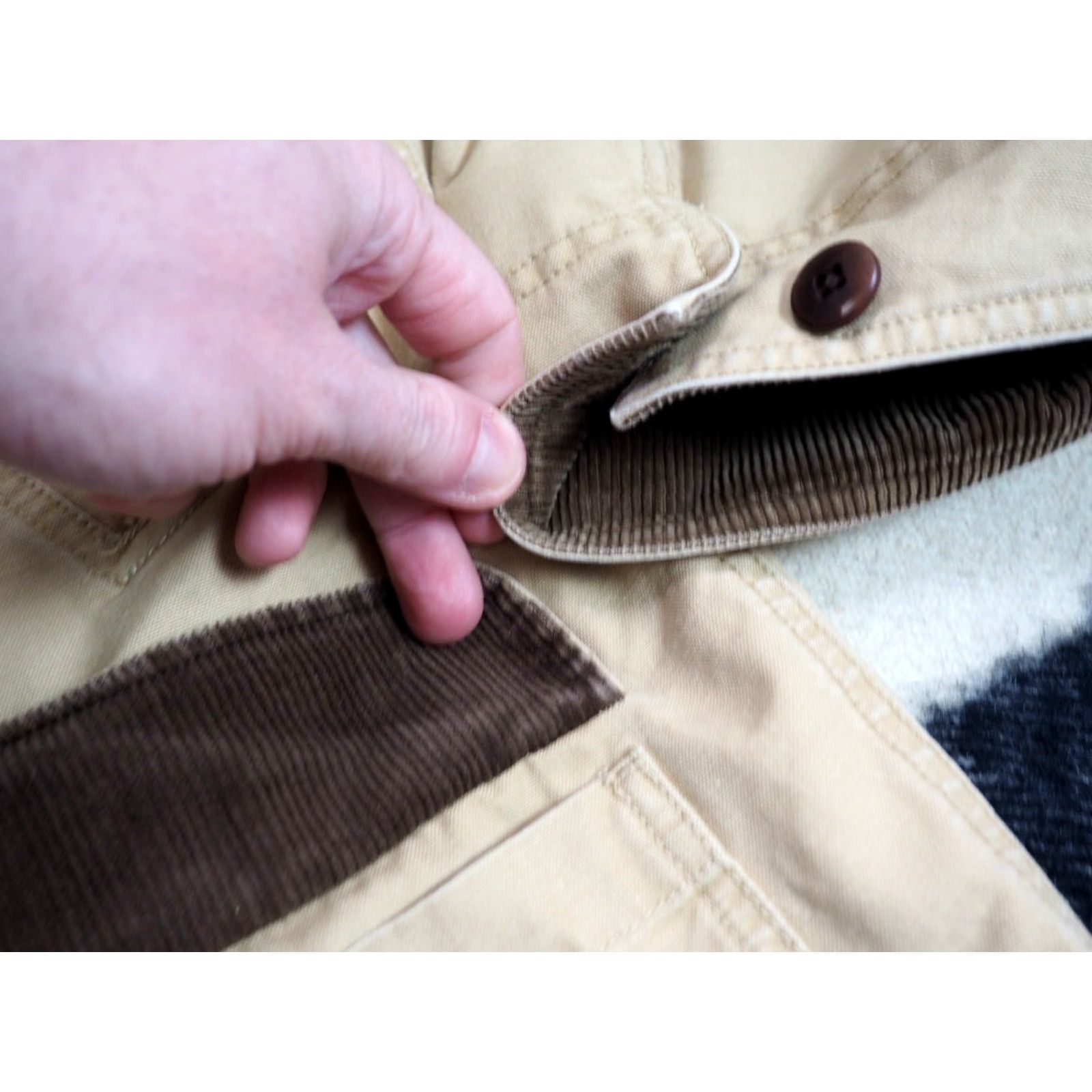 Vintage VINTAGE LL Bean Jacket Chore Canvas Beige Tan 90s Mens XLT Button Collar Pockets Mid-Length - 26" Pit to Pit, 35" Length Size US XL / EU 56 / 4 - 6 Thumbnail
