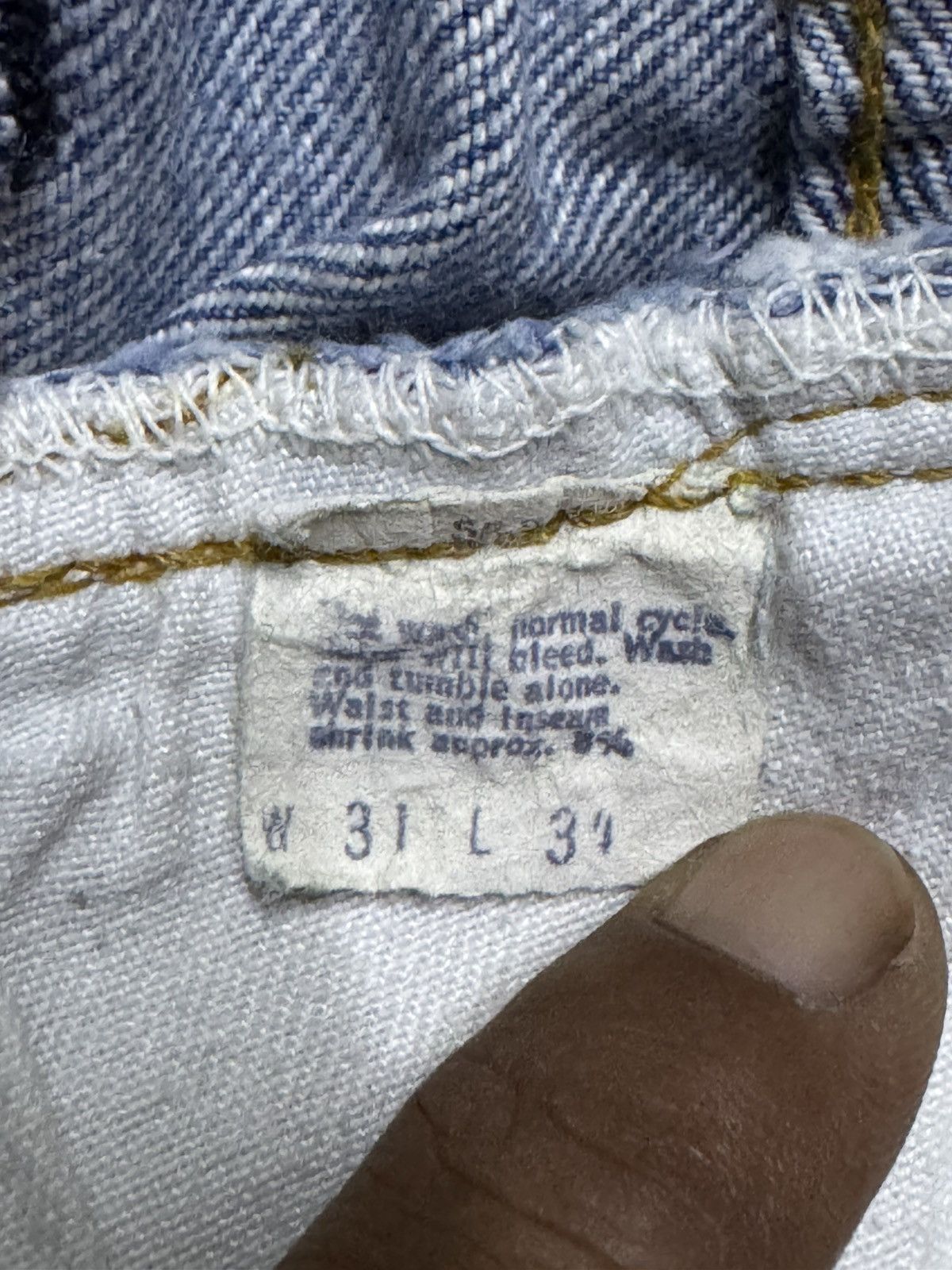 Levi's Vintage Levis 501 70s Selvedge Rindem ButtonFly Jeans Size US 29 - 22 Thumbnail