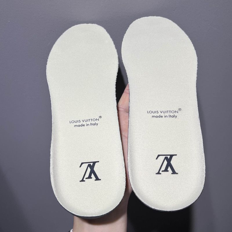Louis Vuitton Louis Vuitton Trainer Low-Top Sneakers in White/Brown -2508 Size US 8.5 / EU 41-42 - 9 Thumbnail