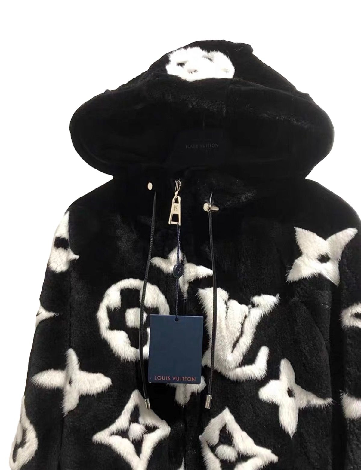 X 上的Jungkook SNS ：「INFO  Louis Vuitton Monogram Mink Fur