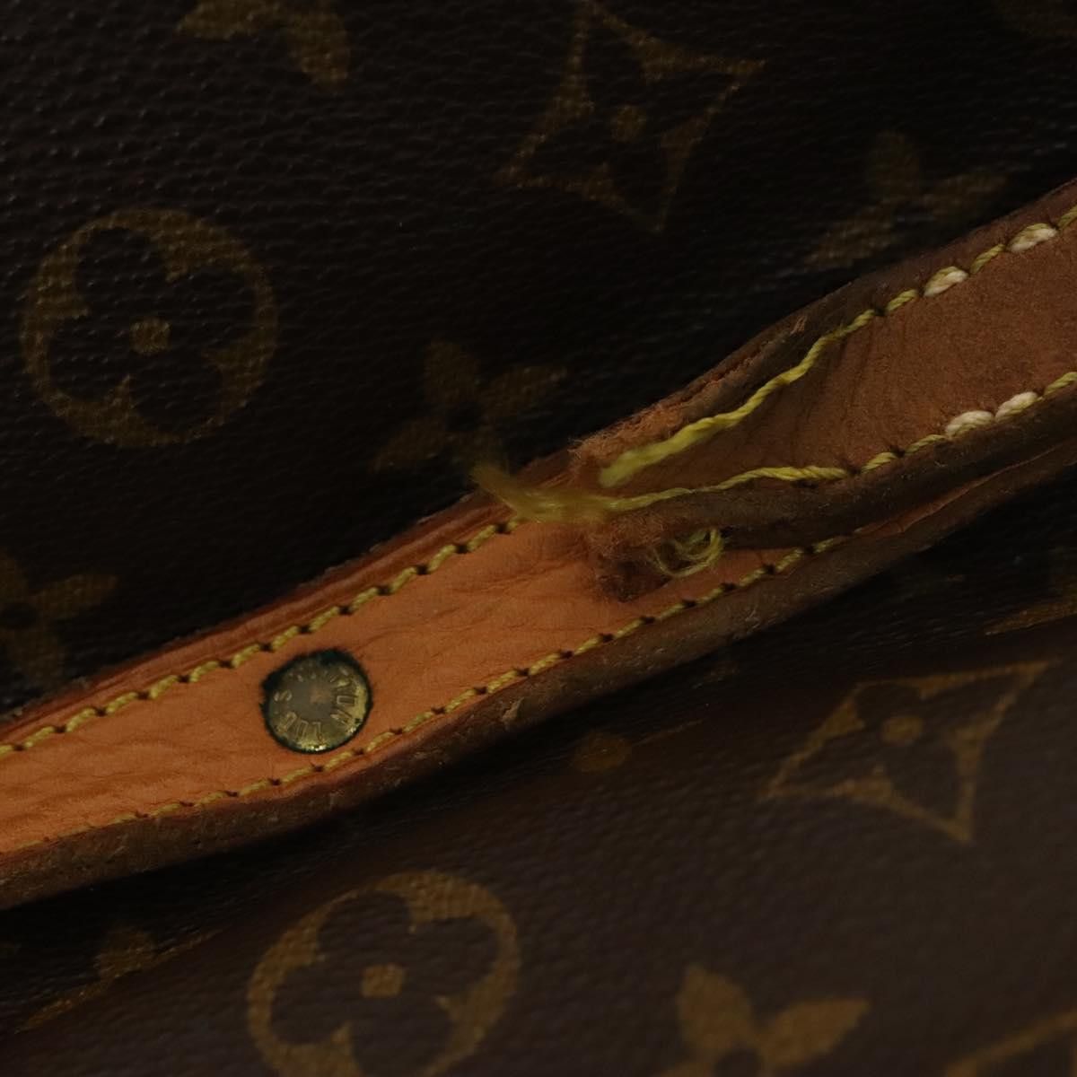 Louis Vuitton LOUIS VUITTON Monogram Saumur 30 Shoulder Bag M42256 Size ONE SIZE - 9 Thumbnail