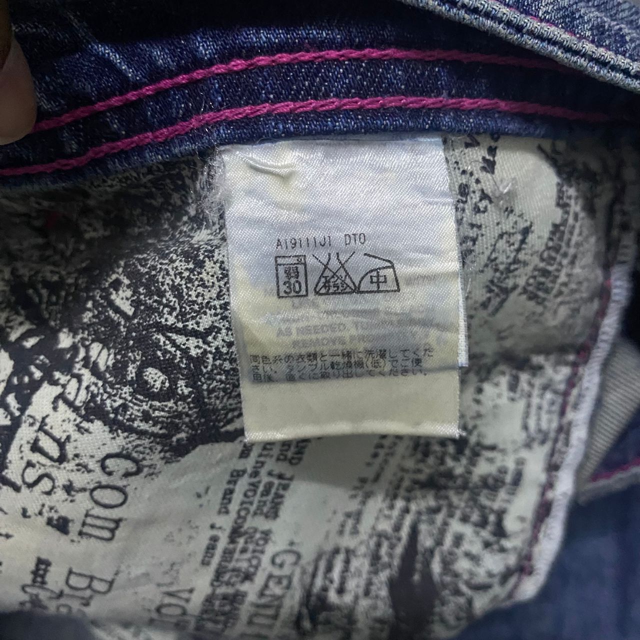 Vintage 💥Best Offer💥Vintage Volcom Stone Distressed Denim Size US 35 - 17 Thumbnail