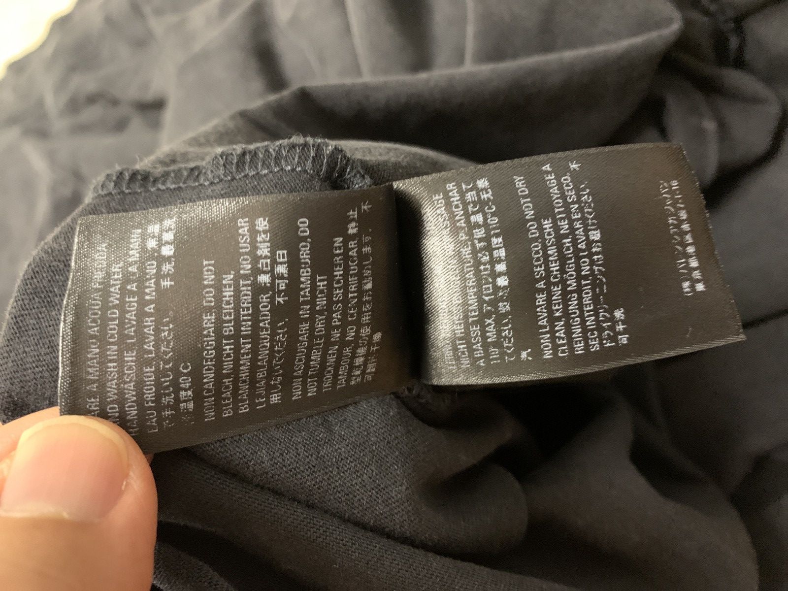 Balenciaga Balenciaga reversible flaming B tee Size US L / EU 52-54 / 3 - 12 Thumbnail