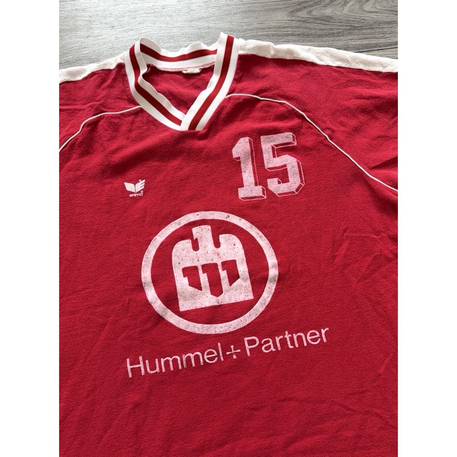 Erima TSV REINBEK 1980s #15 Jersey Shirt ERIMA Size L Red Men Short Sleeve Football Soccer T-Shirt Size US L / EU 52-54 / 3 - 4 Thumbnail