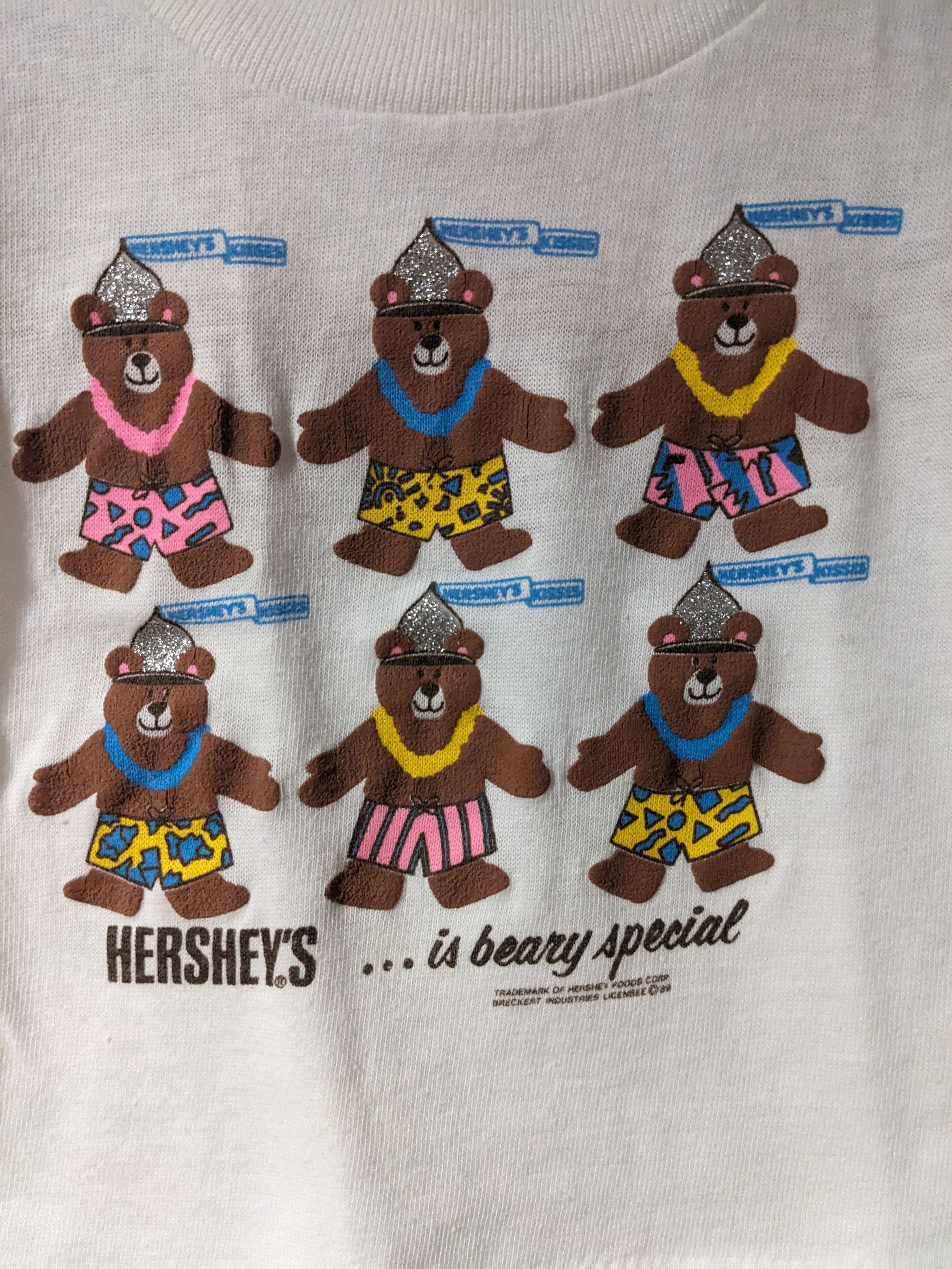 Vintage Vintage 1989 Hershey Kiss is Beary Size 2 Kids T-Shirt Size US M / EU 48-50 / 2 - 2 Thumbnail