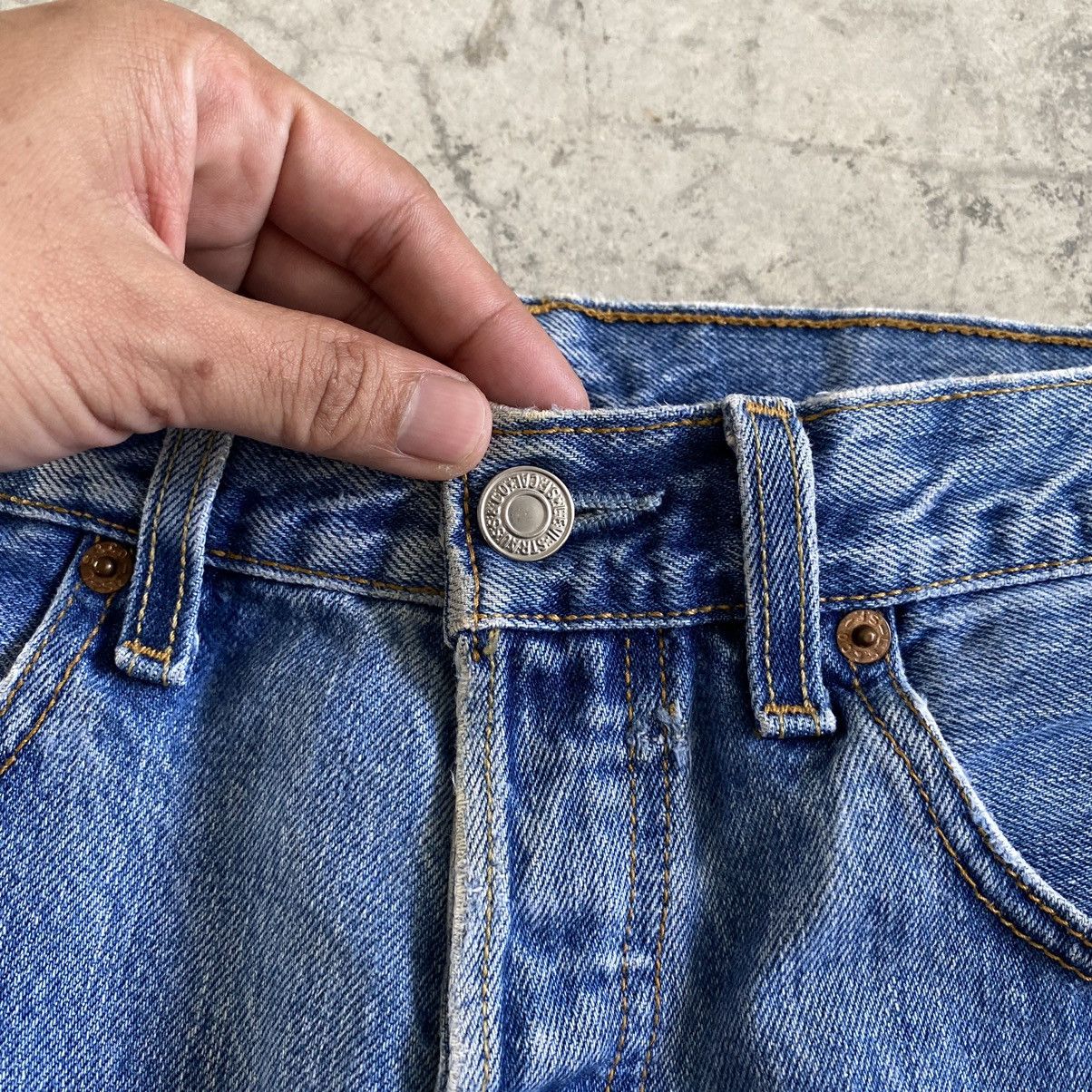 Levi's Vintage Levis 501 Stonewashed Powder Blue Denim Jeans Size US 30 / EU 46 - 10 Thumbnail
