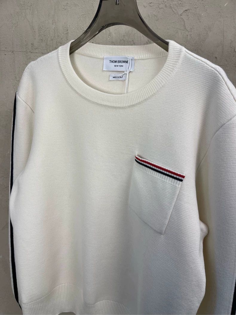 Thom Browne Thom browne Beige stripe round-neck wool sweater 2504-Nexta Size US XL / EU 56 / 4 - 4 Thumbnail
