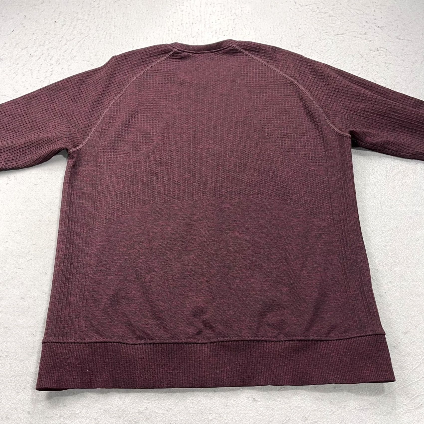 Lululemon Lululemon Sweatshirt Mens L Red Engineered Warmth Crewneck Pullover Gym Size US L / EU 52-54 / 3 - 5 Thumbnail