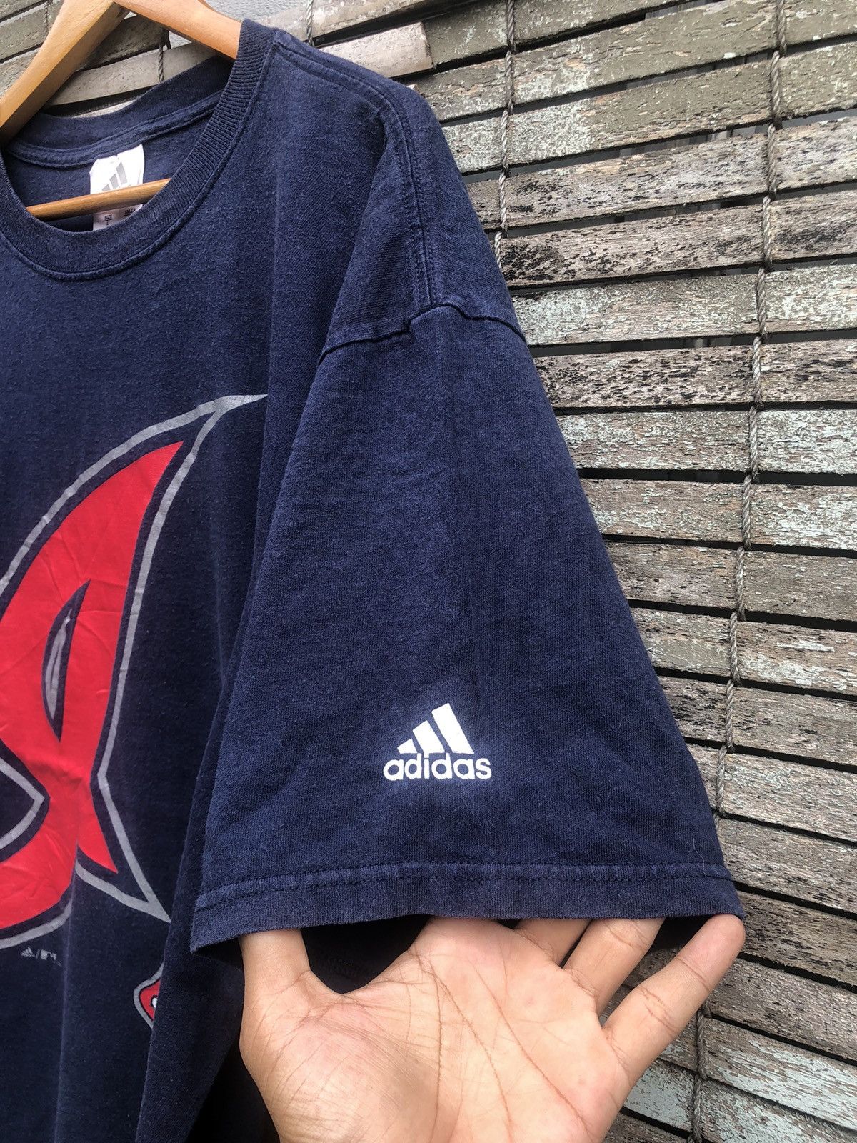 Vintage Vintage Y2K Adidas Cleveland Indians Chief Wahoo MLB Tee Size US XL / EU 56 / 4 - 4 Thumbnail