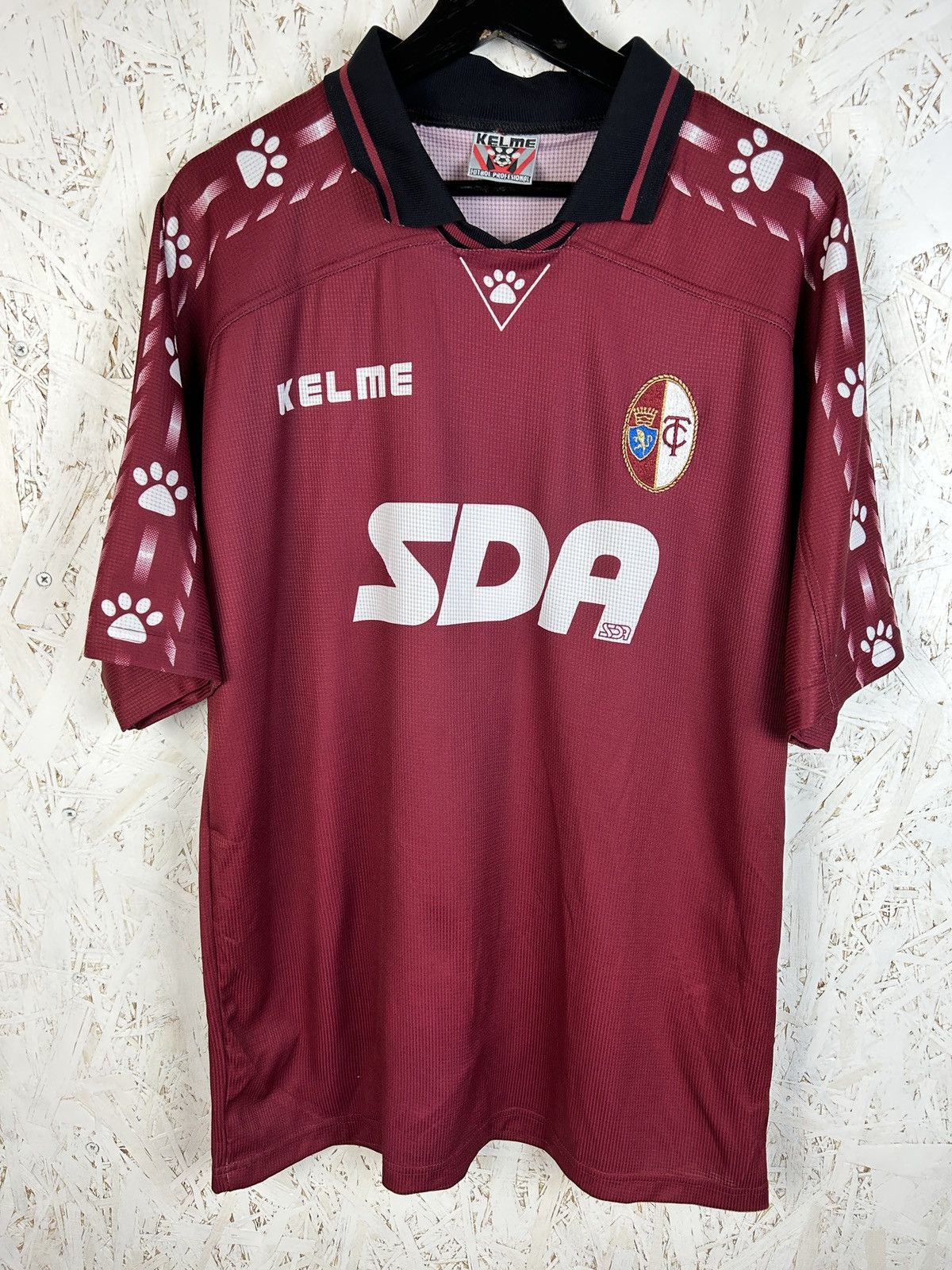 Vintage 90s Vintage Kelme Torino FC 1996/97 Home Kit Soccer Jersey S Size US S / EU 44-46 / 1 - 1 Thumbnail