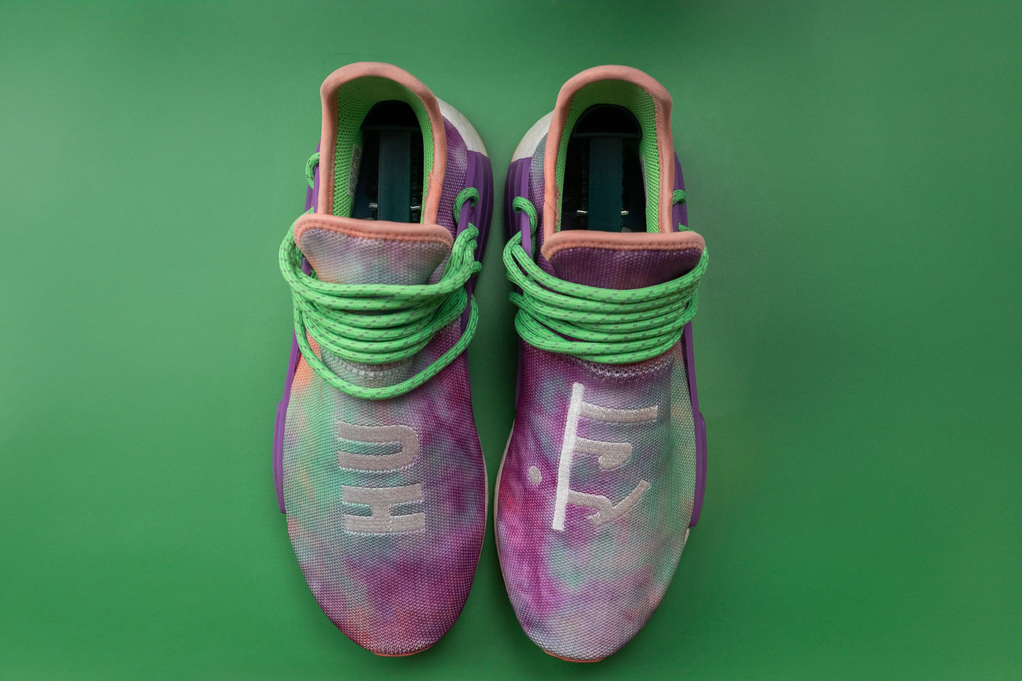 Adidas × Pharrell Adidas Human Race NMD Pharrell Holiday Festival Size US 8 / EU 41 - 2 Thumbnail