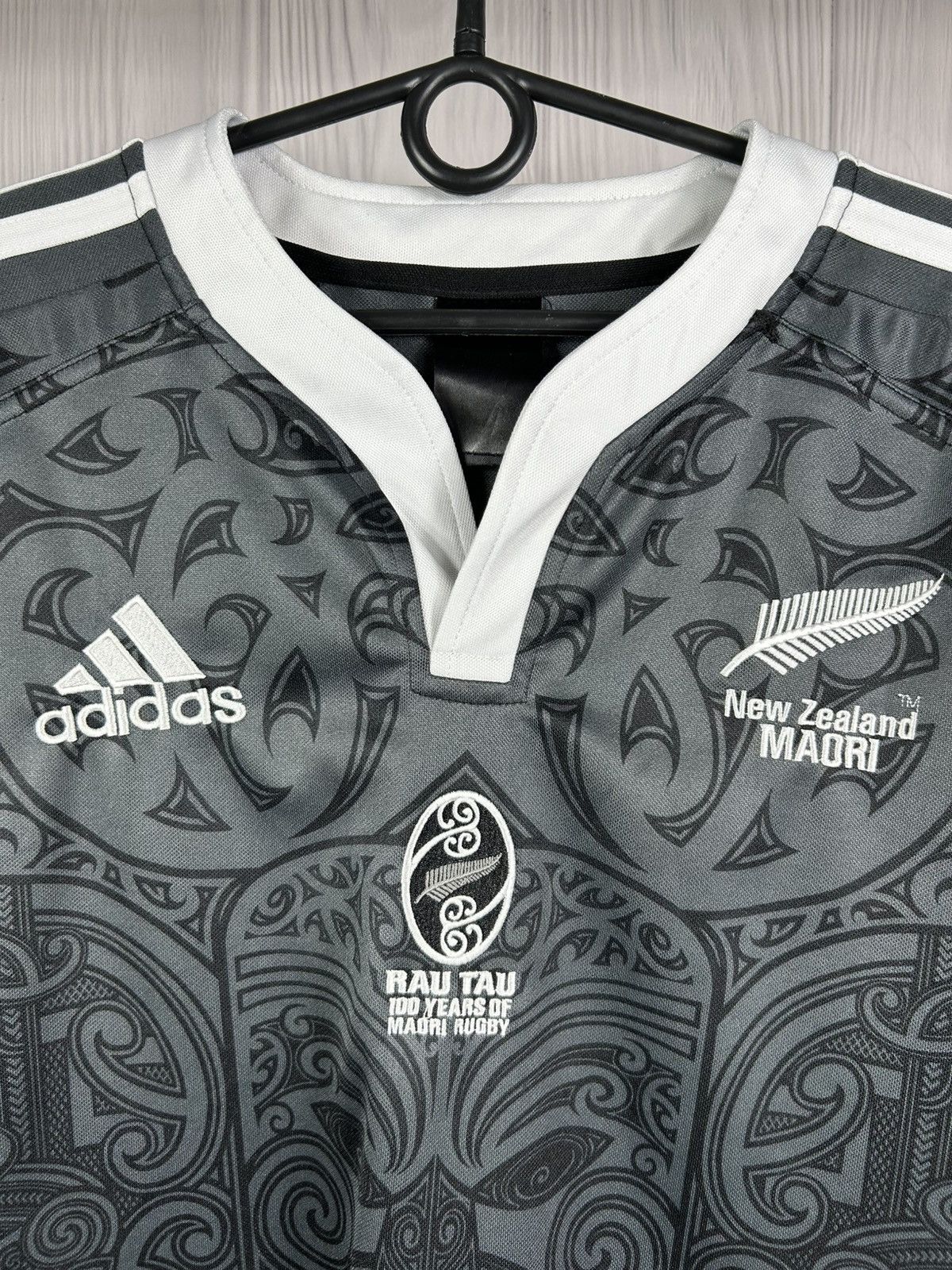 Adidas New Zealand Maori All Blacks 100 Years Rau Tau Rugby Jersey Size US M / EU 48-50 / 2 - 4 Thumbnail