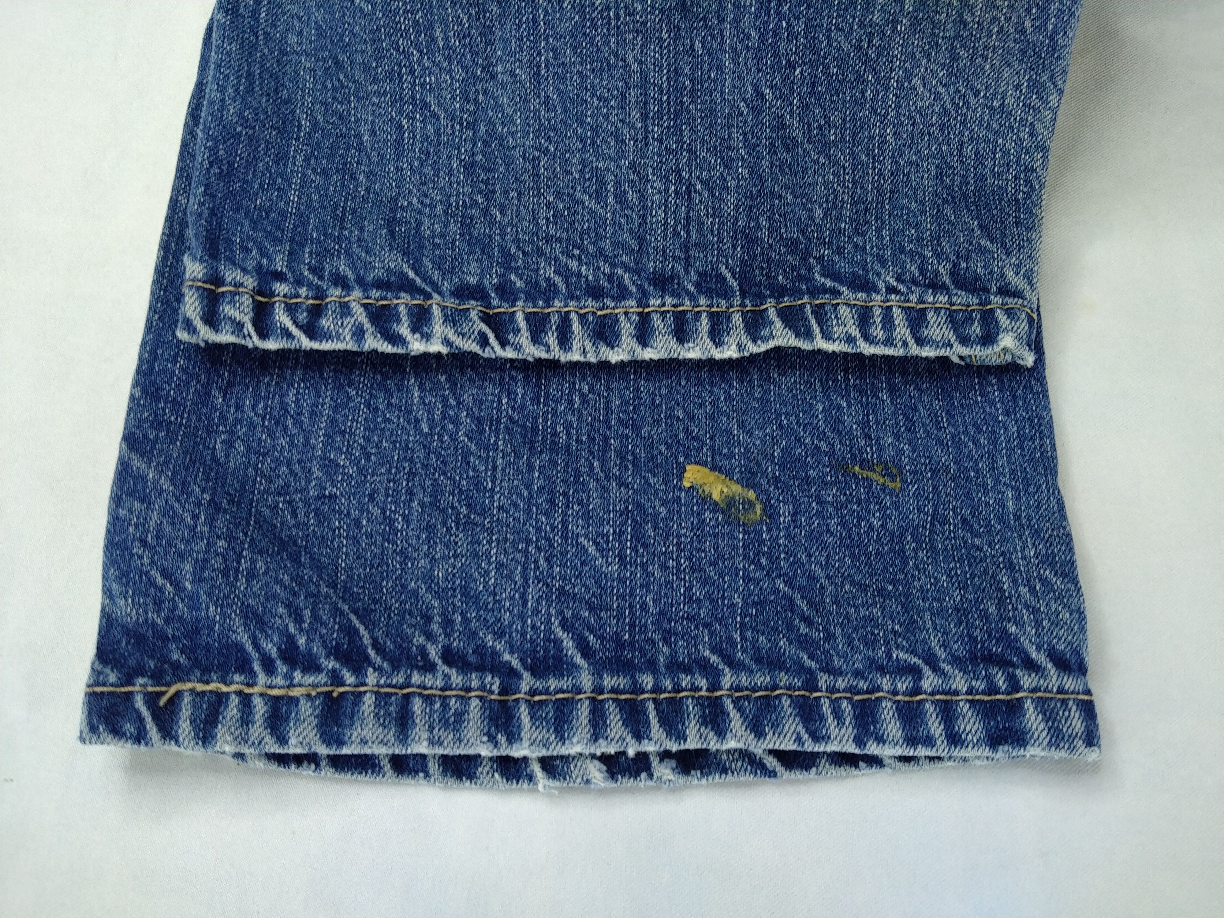 Levi's Distressed Vintage Levi's 505 Straight Fit Denim -JN702 Size US 34 / EU 50 - 16 Thumbnail