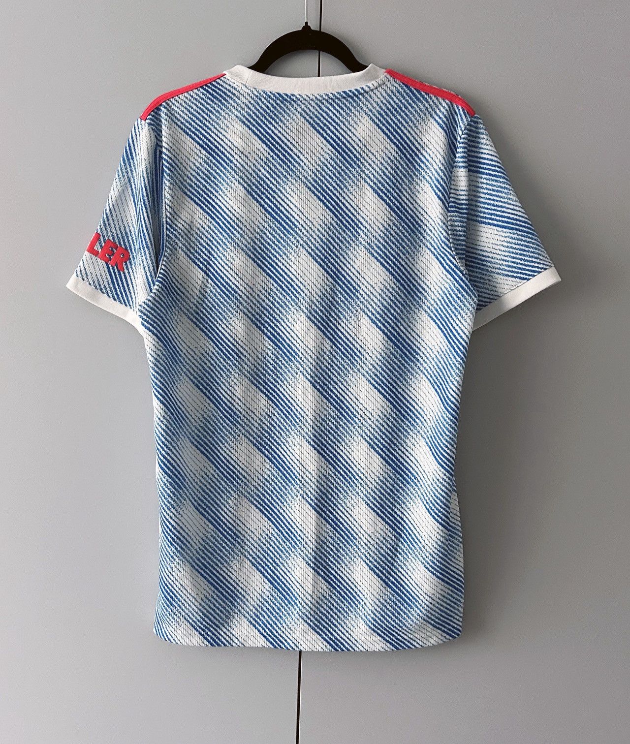 Adidas Manchester United jersey 2021 2022 adidas Size US M / EU 48-50 / 2 - 8 Thumbnail