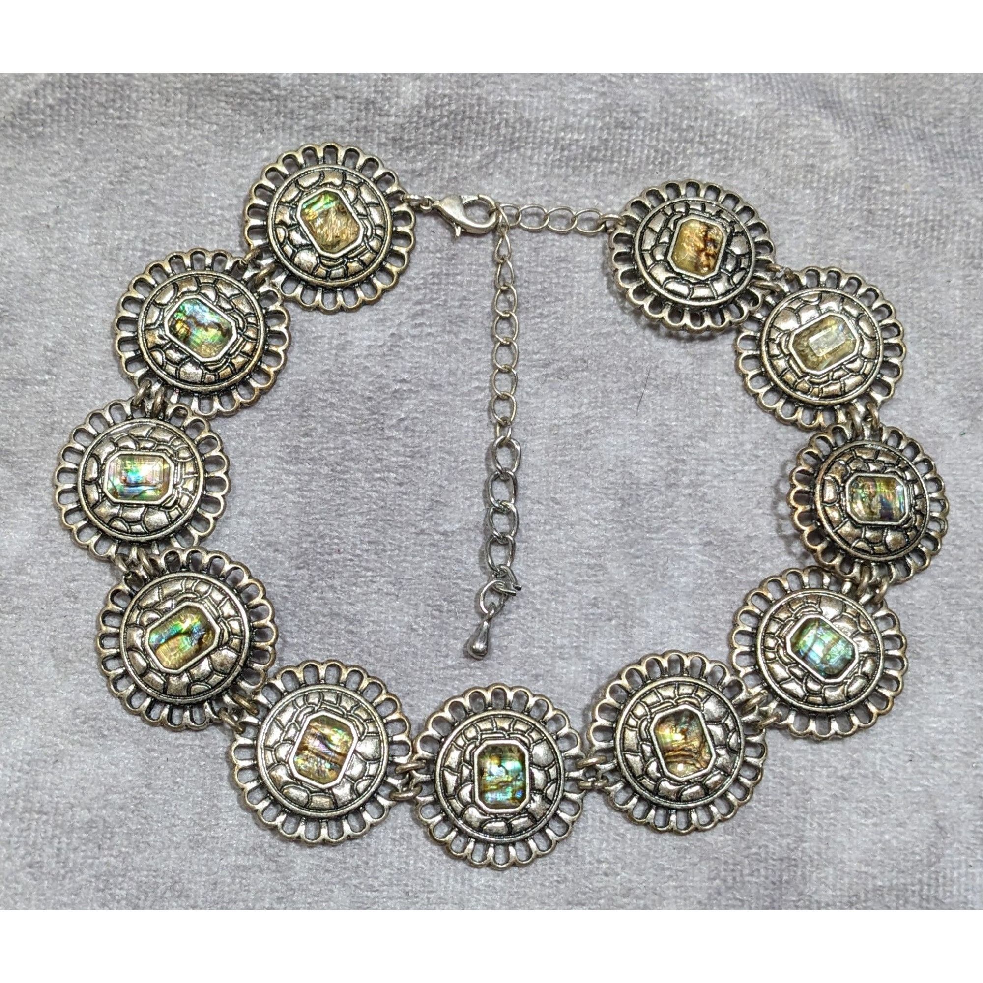 Other Vintage Mother Of Pearl Medallion Choker Neckalce Size ONE SIZE - 5 Thumbnail