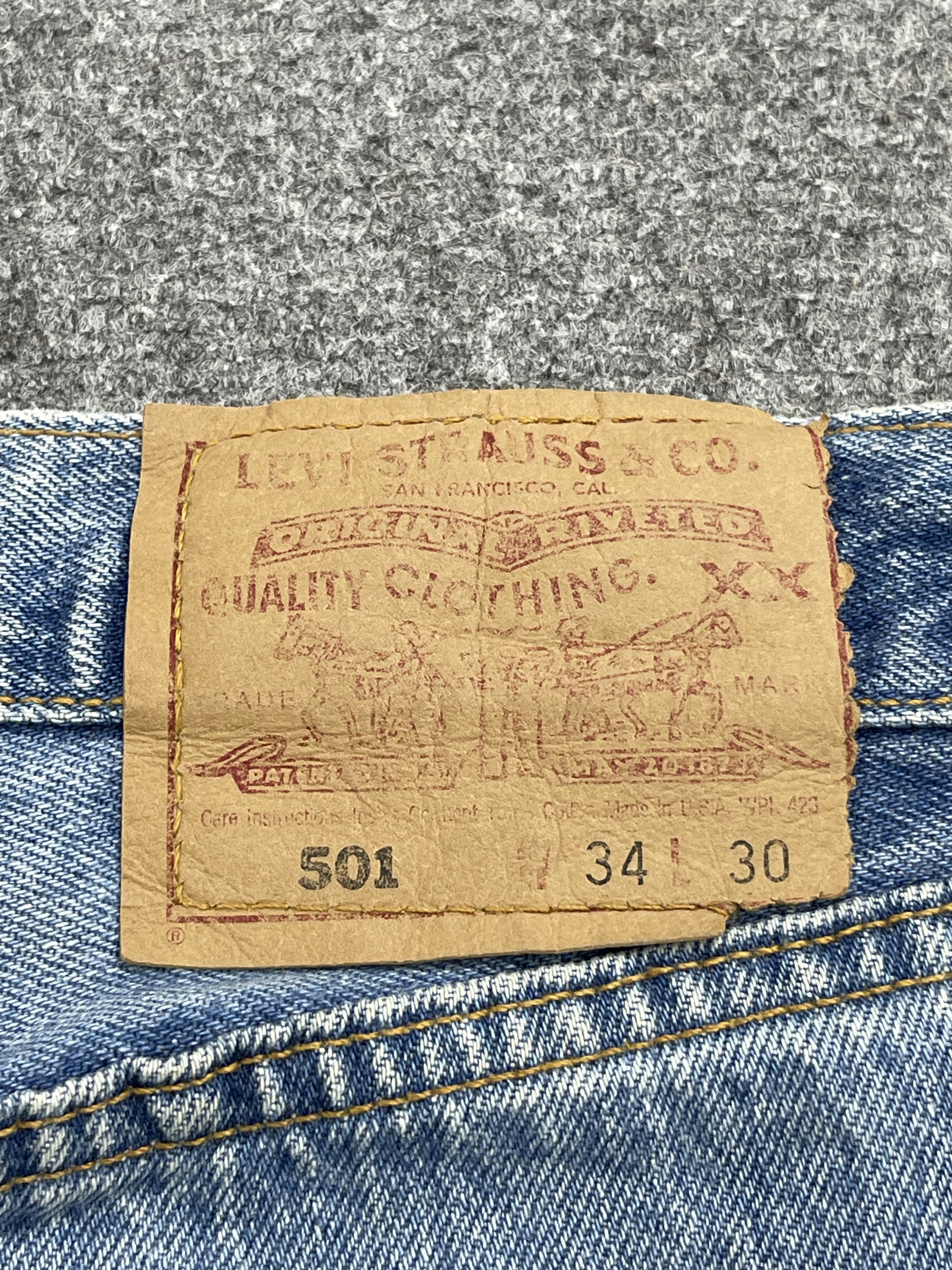 Levi's × Vintage Vintage 90s Levi's 501 Light Washed Jeans Size US 32 / EU 48 - 5 Thumbnail