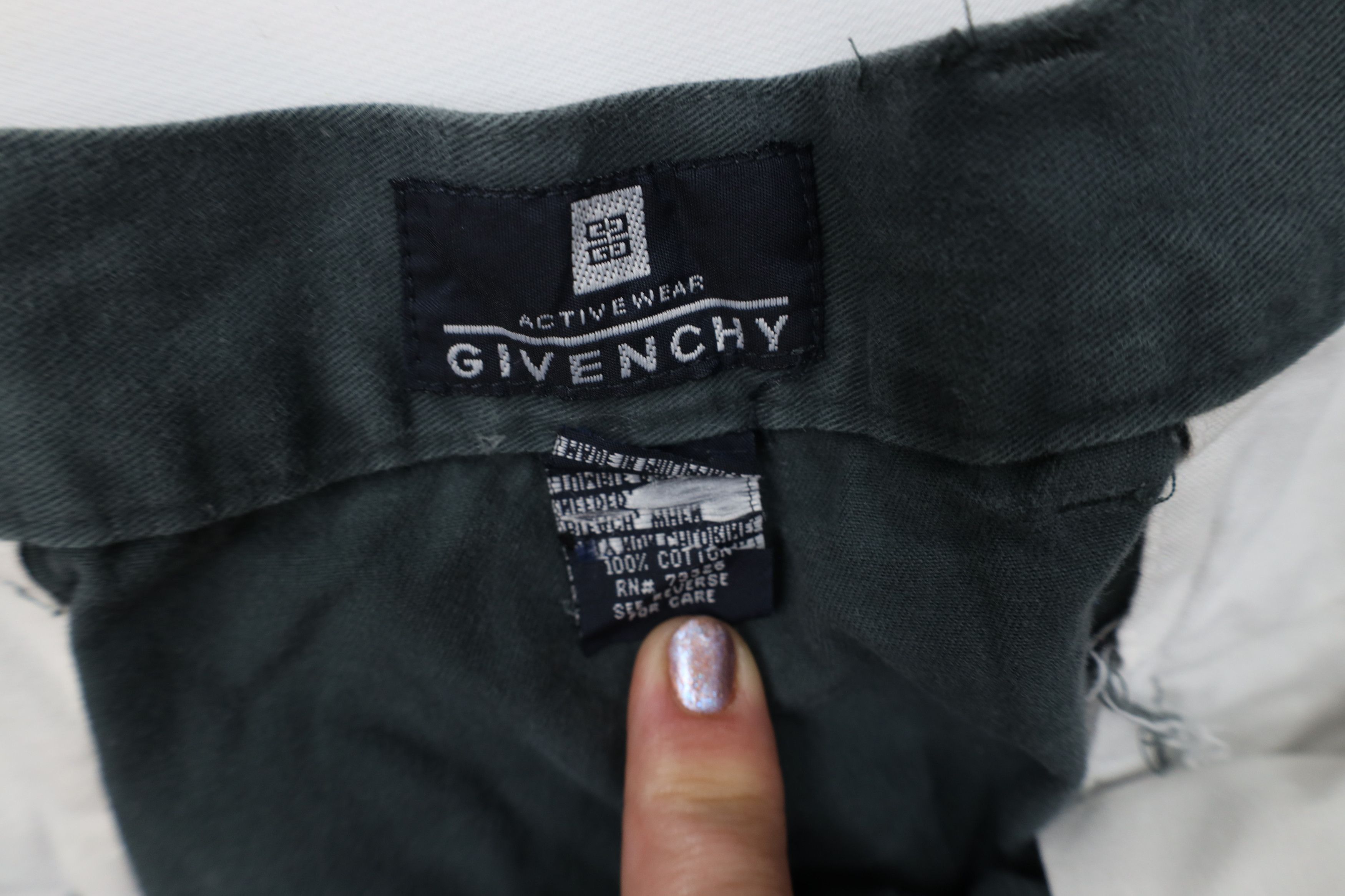 Givenchy Vintage 90s Givenchy Pleated Above Knee Chino Shorts Green Size US 38 / EU 54 - 6 Thumbnail