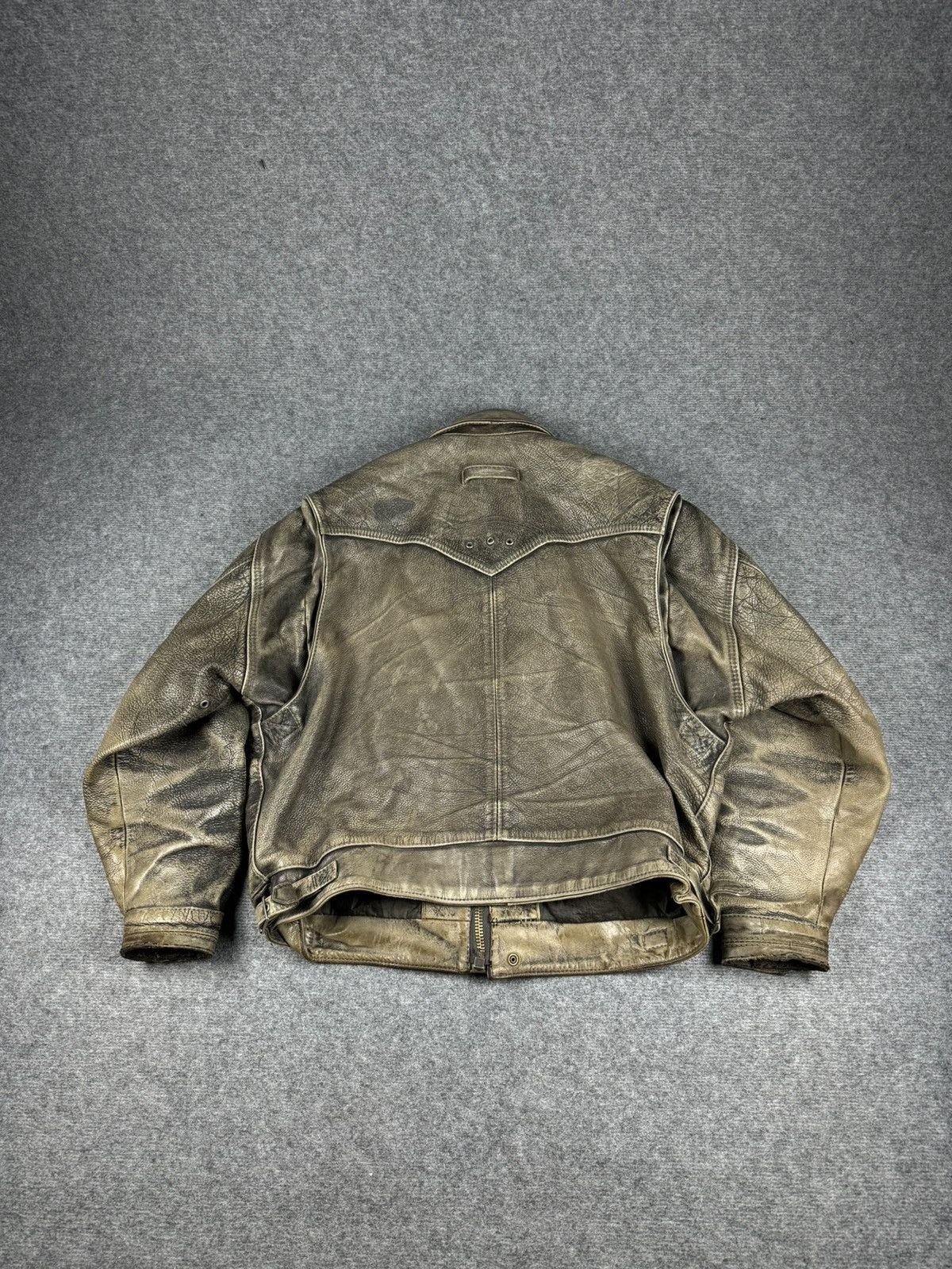 Vintage Vintage distressed leather bomber jacket Size US L / EU 52-54 / 3 - 12 Thumbnail