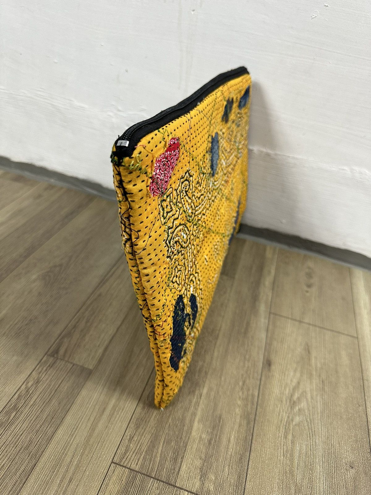 Handmade Custom Made Distressed Patchwork Boro Paisley cutch bag Size ONE SIZE - 10 Thumbnail