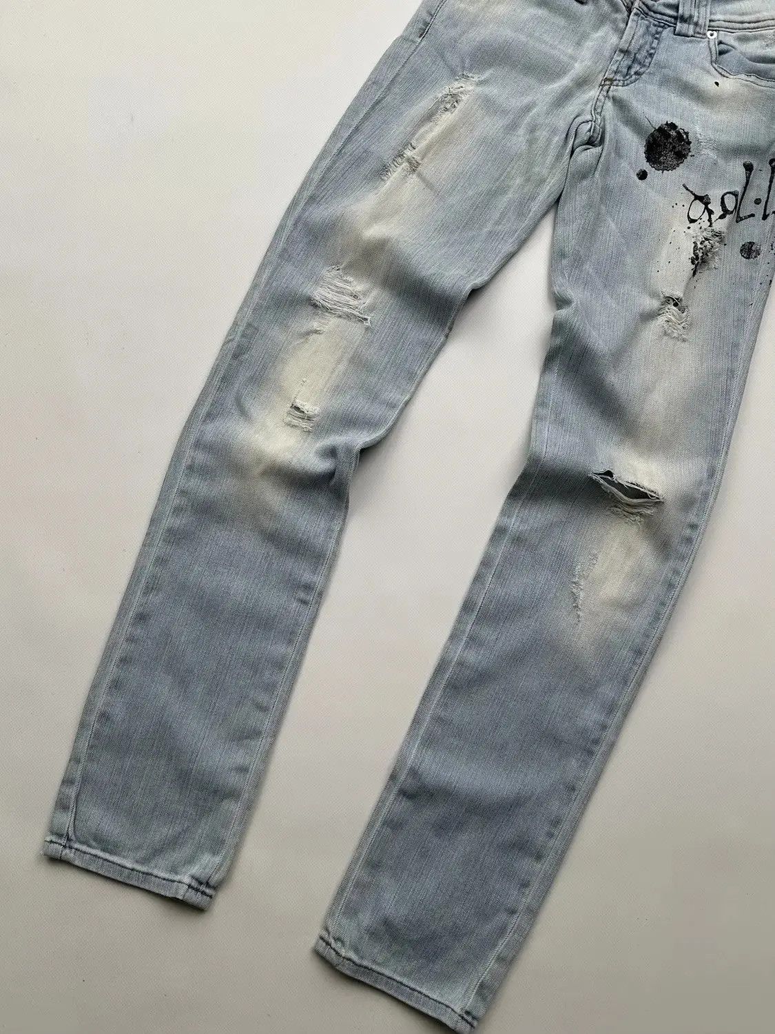 John Galliano Galliano Printed Faded Jeans (249) Size 26" / US 2 / IT 38 - 3 Thumbnail