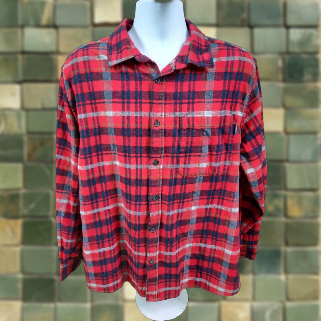 Eddie Bauer Eddie Bauer Men's Red XXL Heavy Flannel Plaid Shirt Relaxed Fit Button-Up Front Pockets Size US XXL / EU 58 / 5 - 1 Thumbnail
