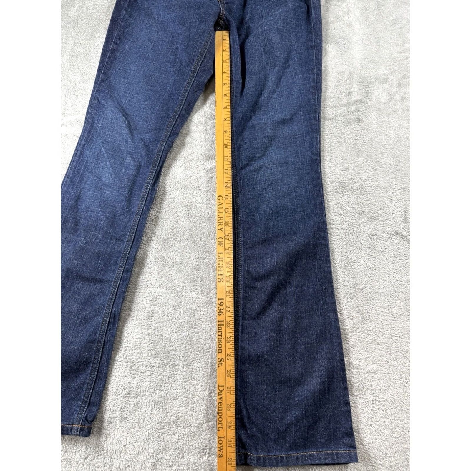 Tommy Hilfiger Tommy Hilfiger Jeans Women's Size 4 Blue Classic Preppy Weekend Work Wear Bootcut Dark Wash Jeans Size 27" / US 4 / IT 40 - 3 Thumbnail