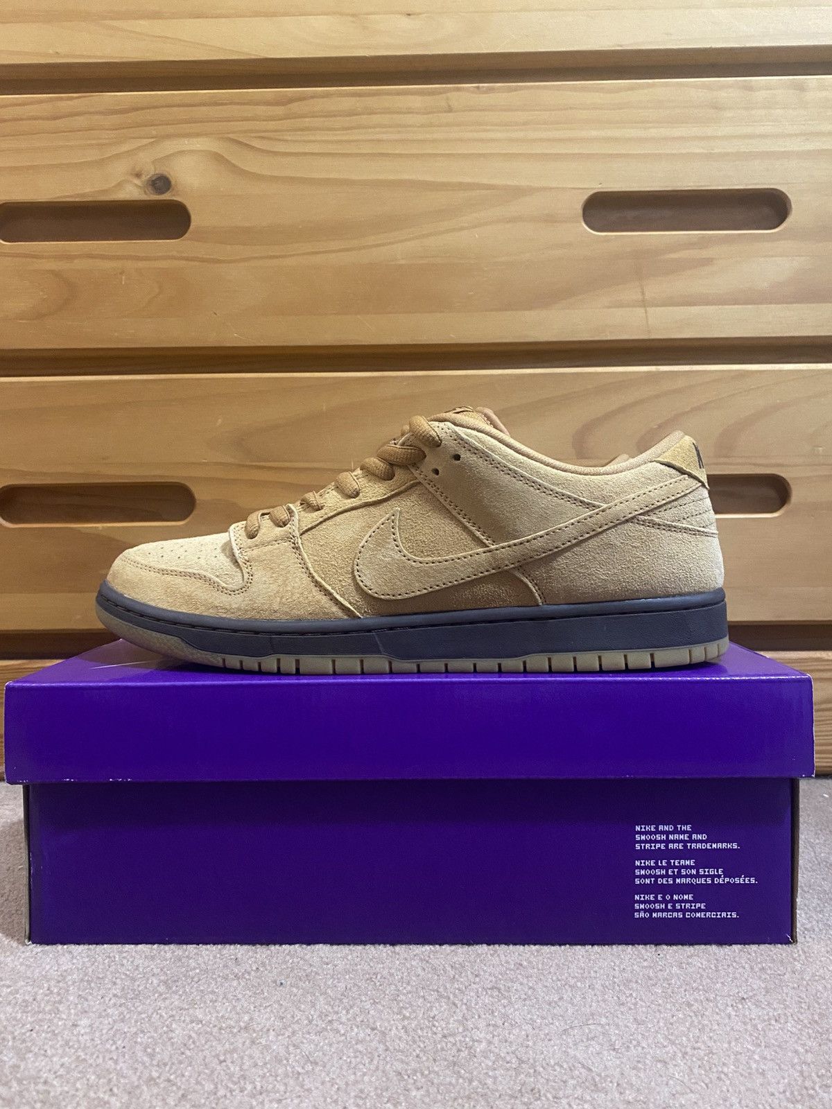 Nike SB Nike SB Dunk Low Wheat Mocha Size 11.5 Size US 11.5 / EU 44-45 - 1 Thumbnail