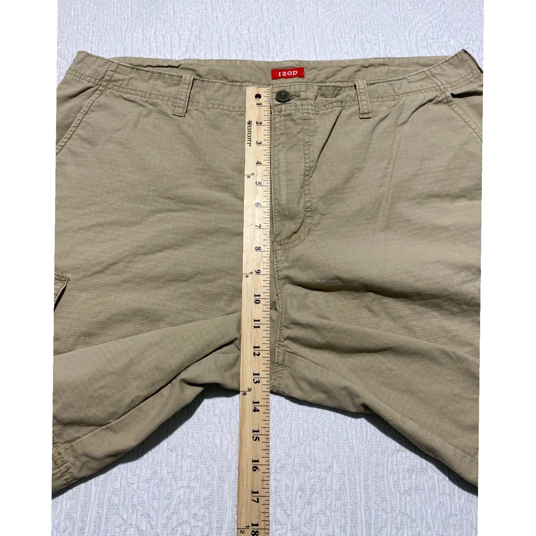 Izod IZOD Cargo Shorts Mens Khaki Tan Cotton Ripstop 38 Casual Outdoor Utility) Size US 38 / EU 54 - 7 Thumbnail