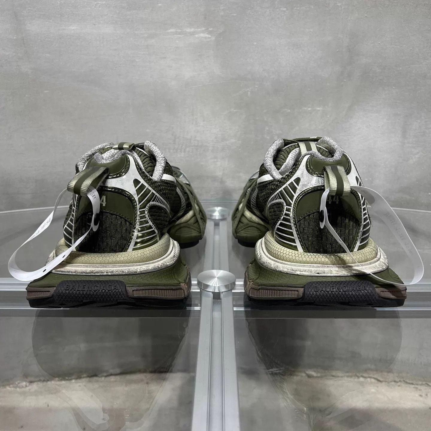 Balenciaga Balenciaga 3XL Distressed Dad Sneakers Olive Green EU44 Size US 11 / EU 44 - 6 Thumbnail