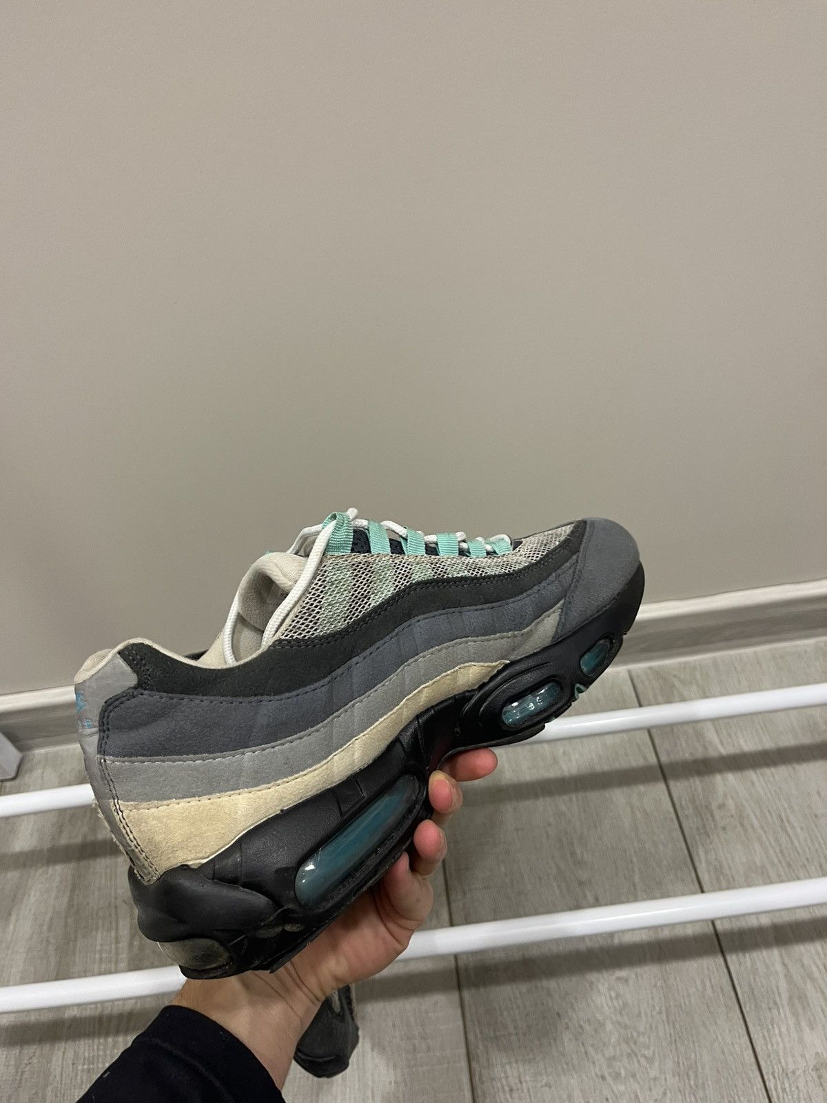 Nike Nike Air Max 95 2019 Fresh Mint Size 9.5 Size US 9.5 / EU 42-43 - 3 Thumbnail