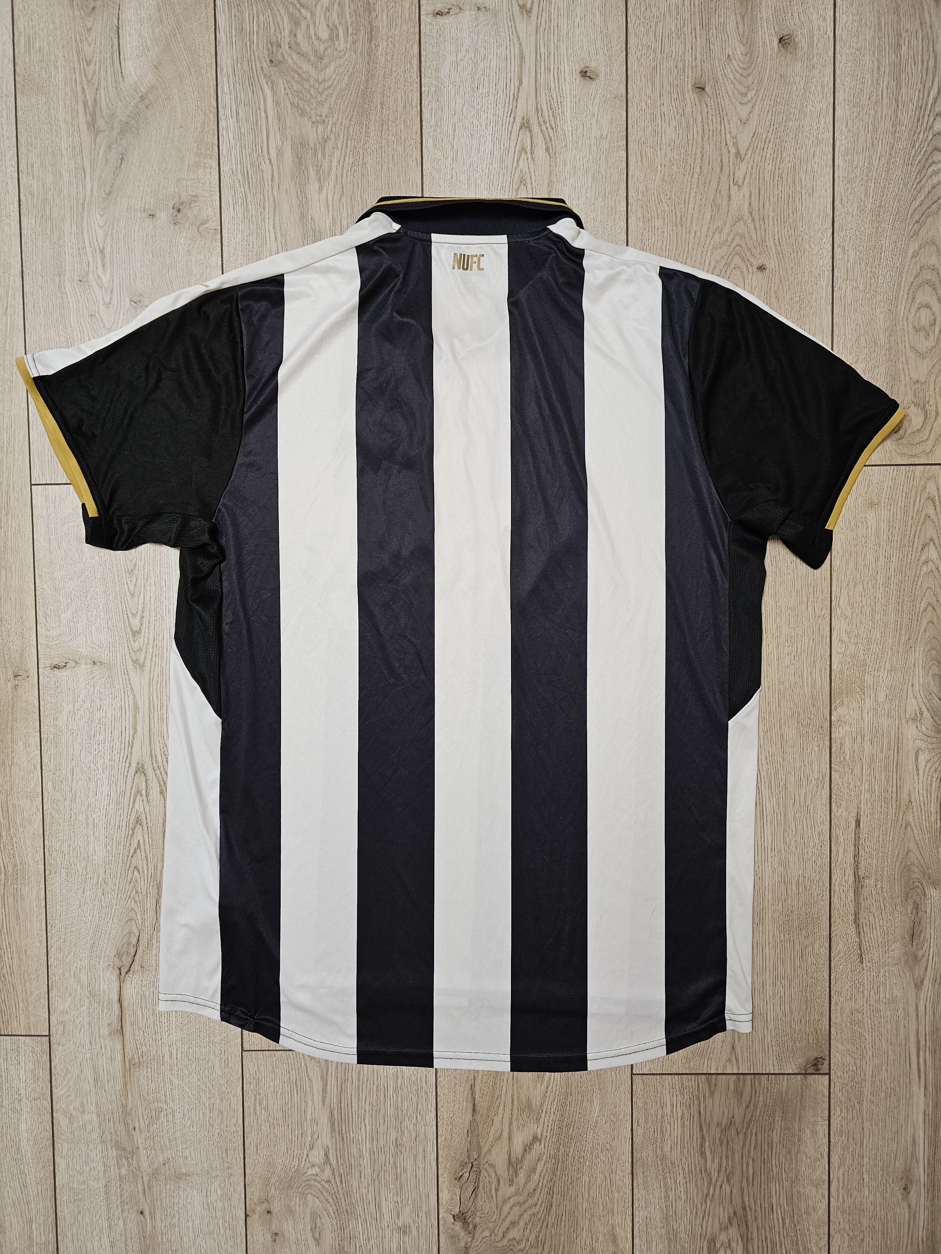 Puma NEWCASTLE UNITED 2016 2017 HOME FOOTBALL SHIRT SOCCER JERSEY Size US XL / EU 56 / 4 - 2 Thumbnail