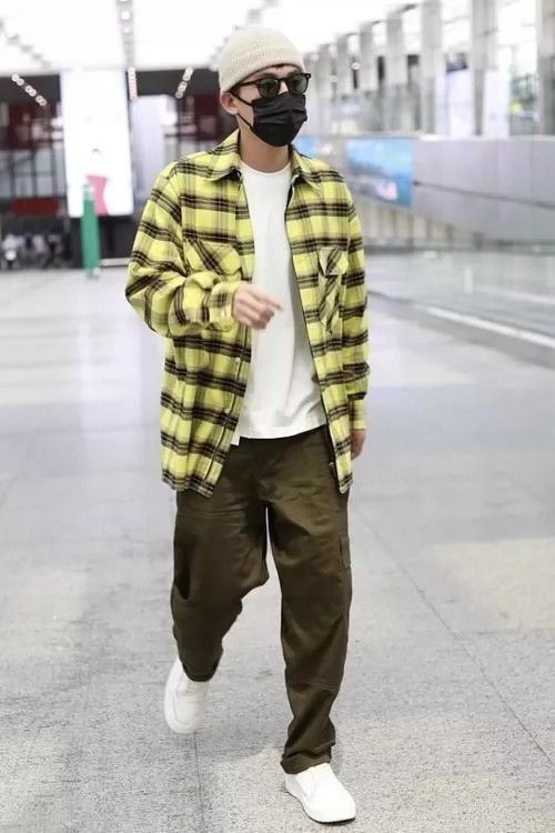 Loewe LOEWE Yellow checkered zipper jacket Size US S / EU 44-46 / 1 - 7 Thumbnail