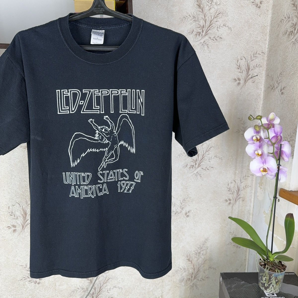 Band Tees × Vintage Vintage Led Zeppelin T shirt 2000 Streetwear Black Rock L Size US L / EU 52-54 / 3 - 7 Thumbnail