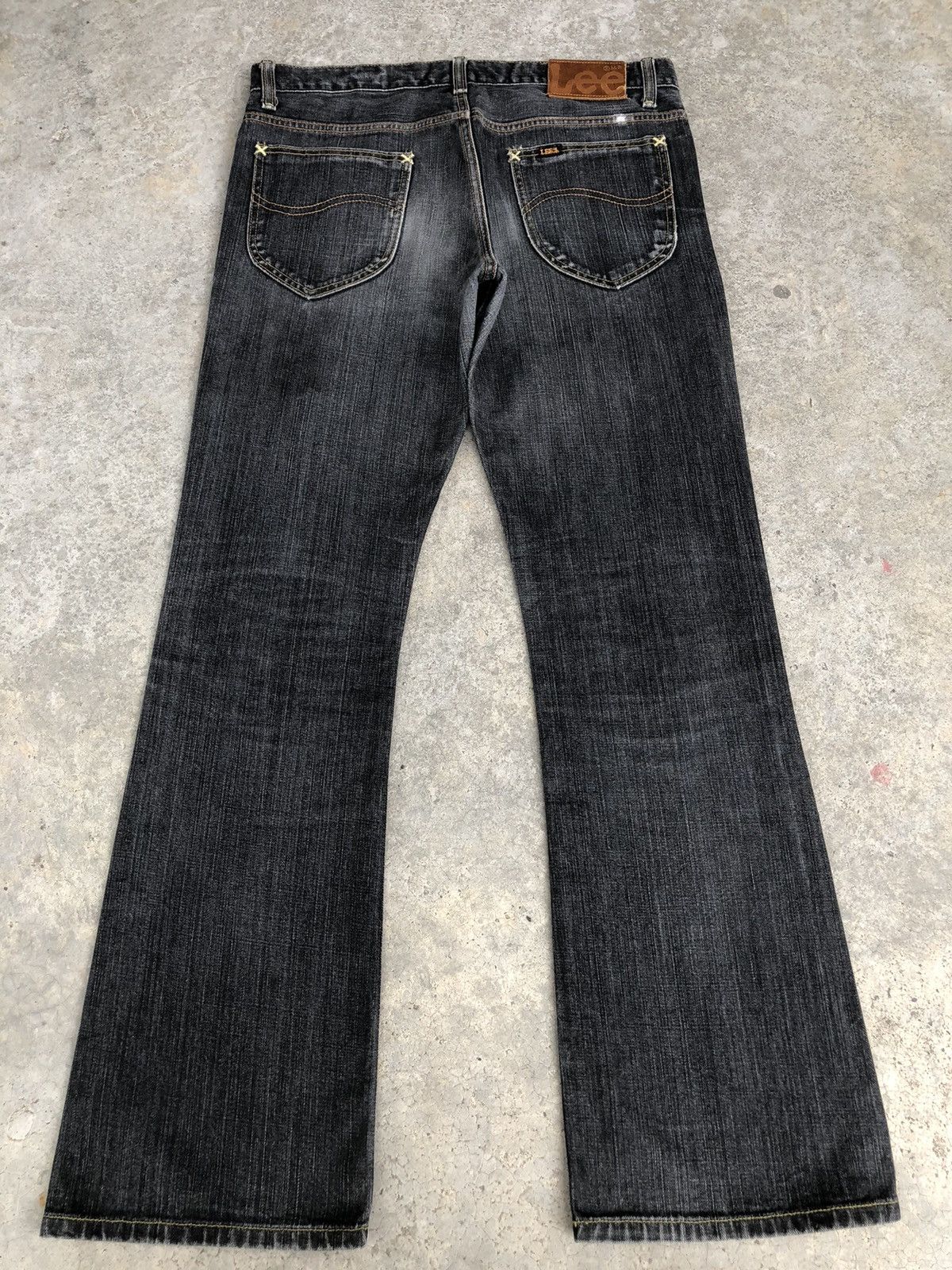Lee Japanese Lee Flared Jeans Distressed Jeans Size US 32 / EU 48 - 2 Thumbnail