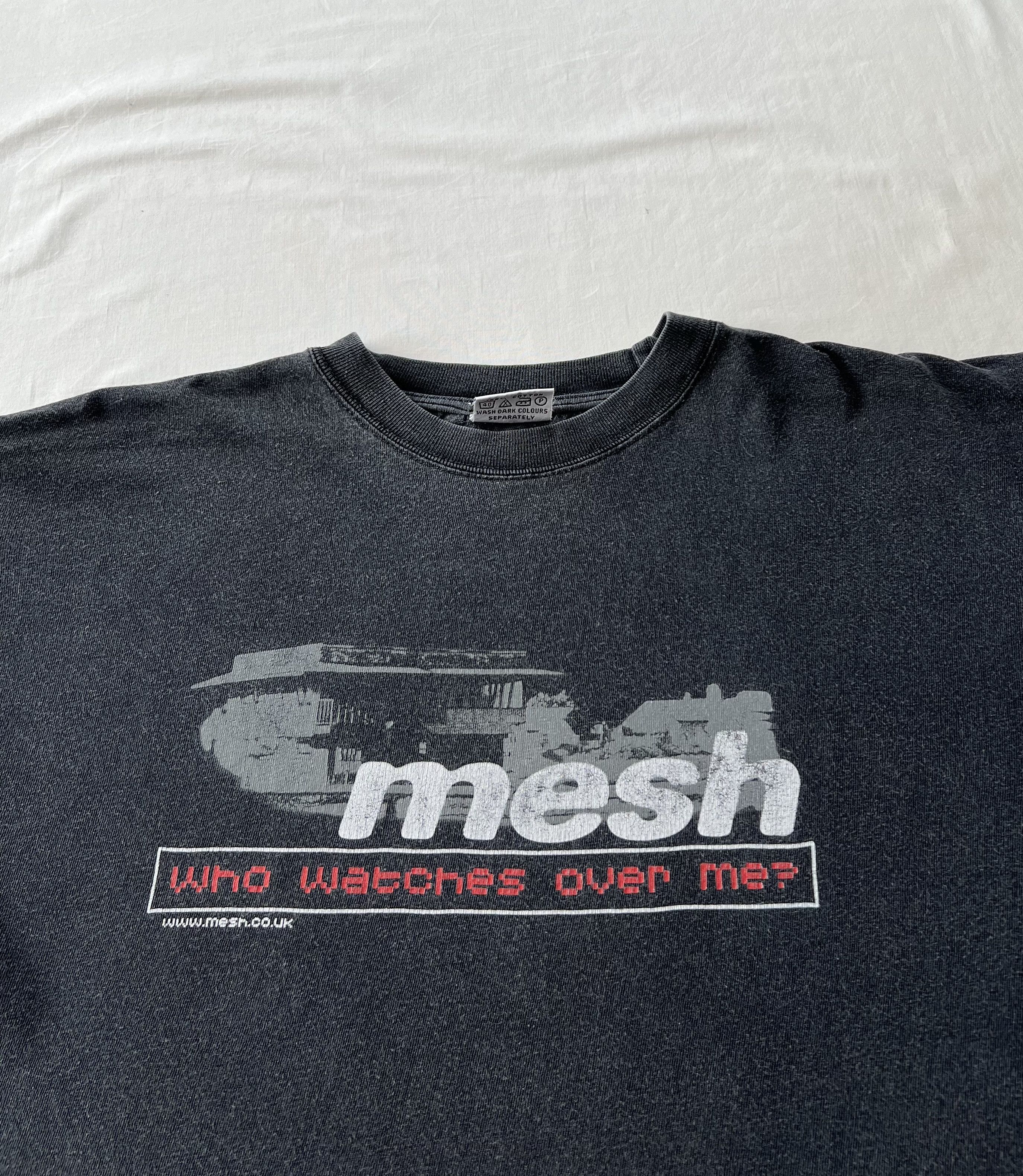 Band Tees Vintage 2002 Mesh Who Watches Over Me? Electronic Band Tee Size US L / EU 52-54 / 3 - 3 Thumbnail