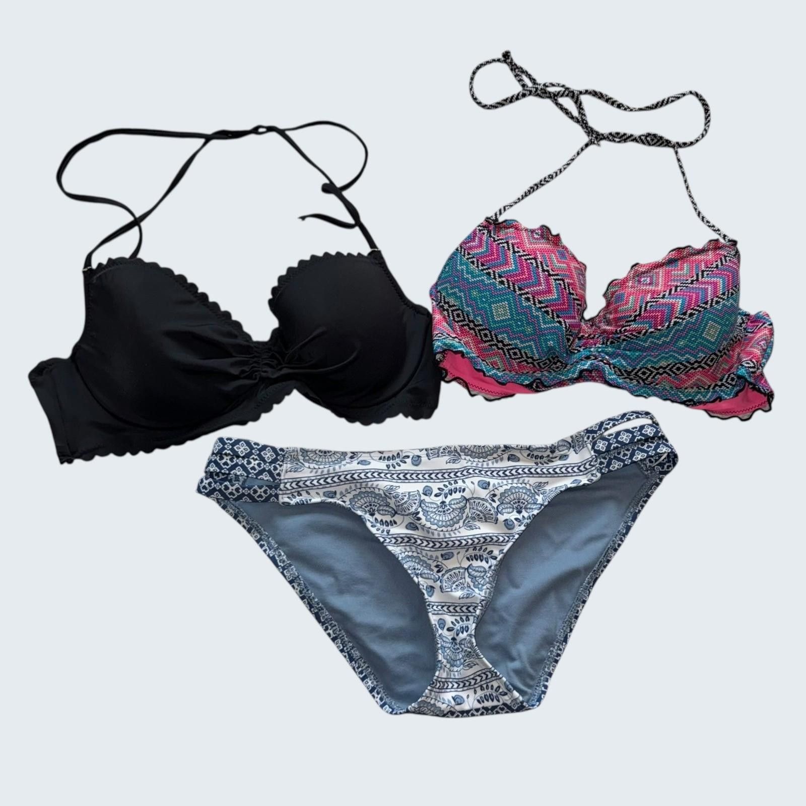 The Unbranded Brand Mixed Bikini Lot Black Scalloped Top Chevron Print Size ONE SIZE - 1 Thumbnail