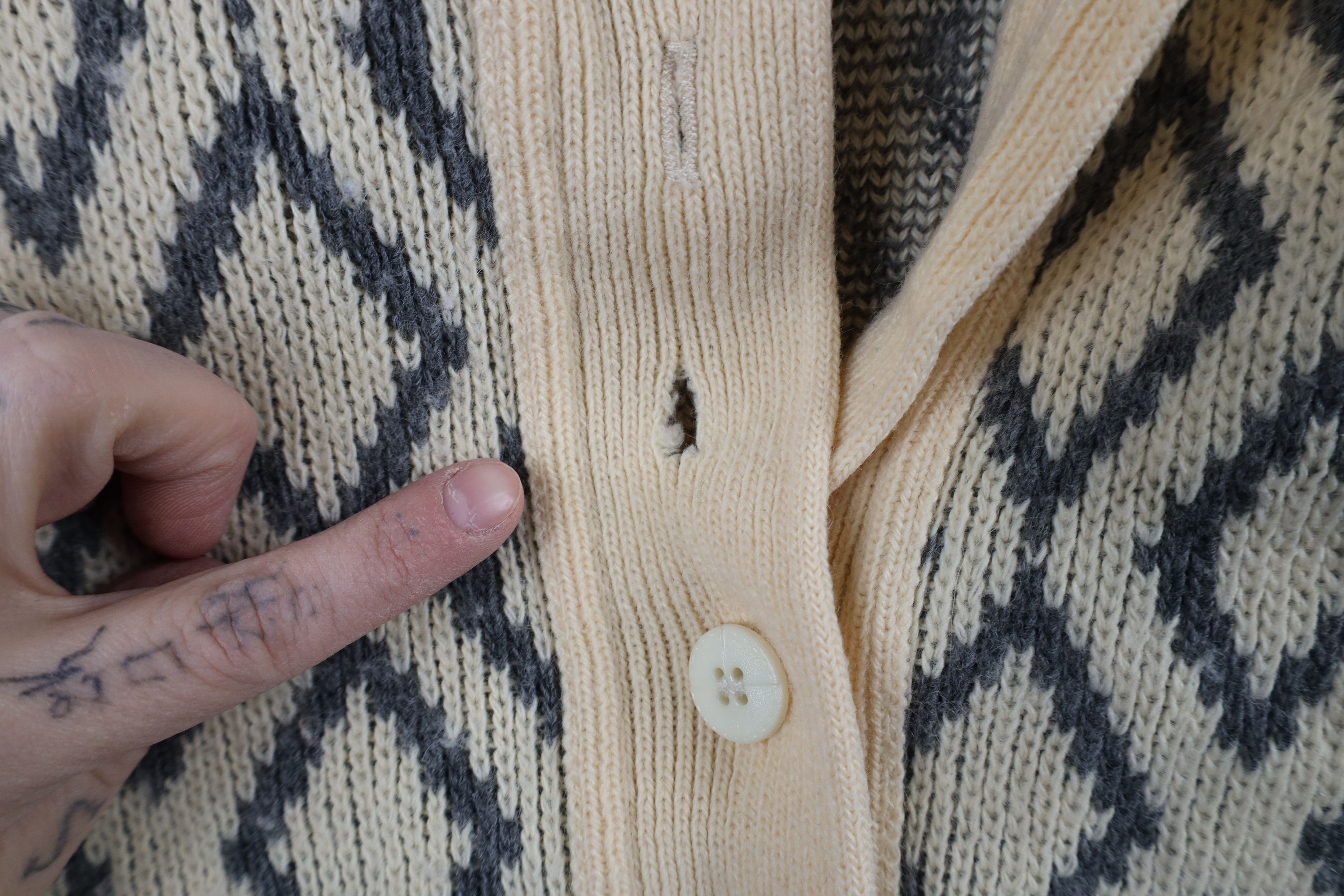 Vintage Vintage 90s Streetwear Diamond Knit Cardigan Sweater Size M / US 6-8 / IT 42-44 - 4 Thumbnail