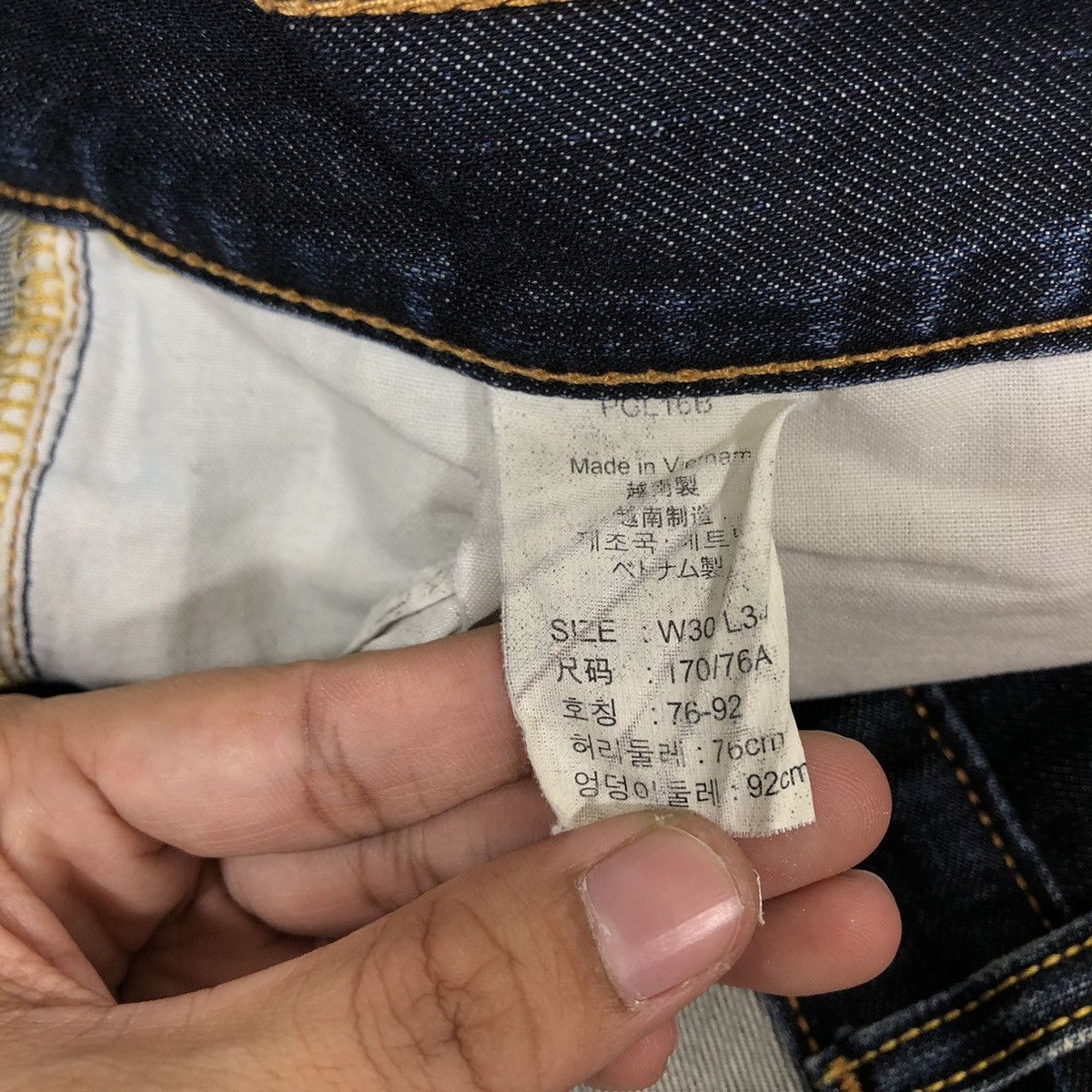 Levi's 🔥90’s Vintage Levi’s Denim Jeans Straight Cut Size US 32 / EU 48 - 16 Thumbnail