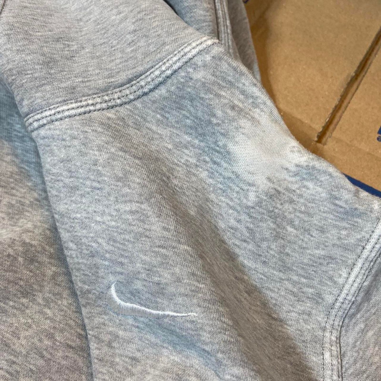 Nike Y2k thrashed nike hoodie grey Size US M / EU 48-50 / 2 - 3 Thumbnail
