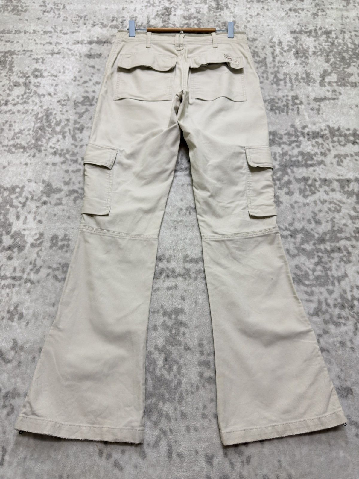 Abercrombie & Fitch Abercrombie & Fitch Flare Cargo Zipper Ankle Multipocket Size US 29 - 2 Thumbnail