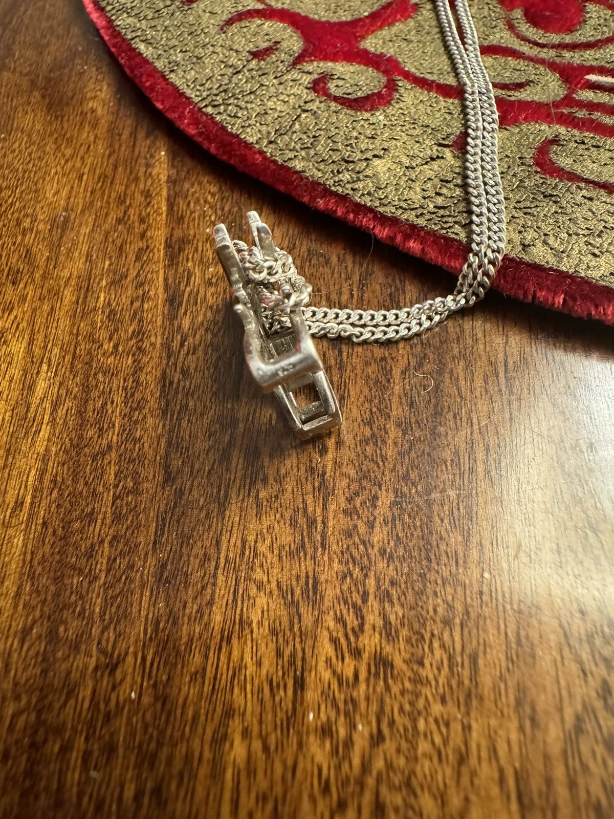 Dior 3D Bee Necklace Size ONE SIZE - 3 Thumbnail