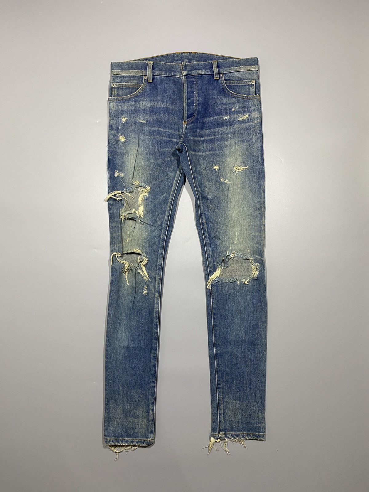 Balmain Distressed Crash Skinny Jeans MIJ