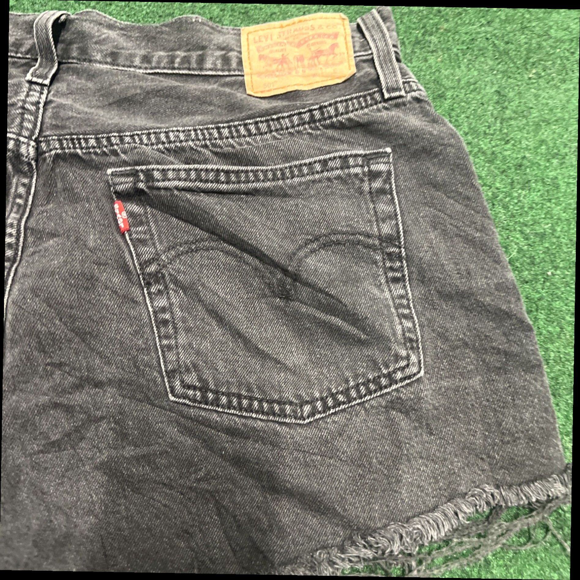 Levi's Levis 501 Womens Size 31 Cut Off Jeans Shorts Black Denim Button Fly Size 31" - 2 Thumbnail