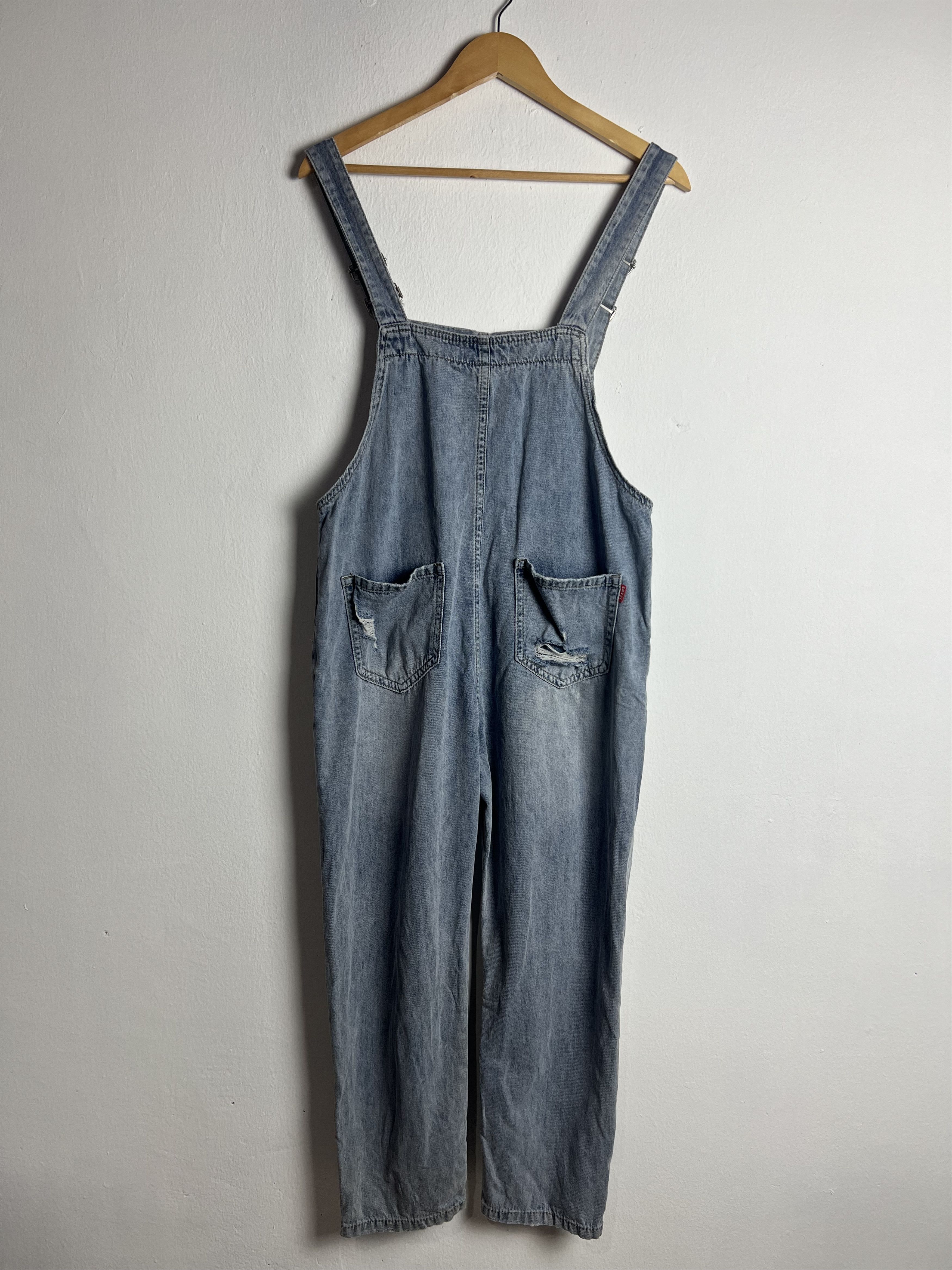 If Six Was Nine 5u Shops Light Wash Distressed Denim Overalls Size US 35 - 2 Thumbnail