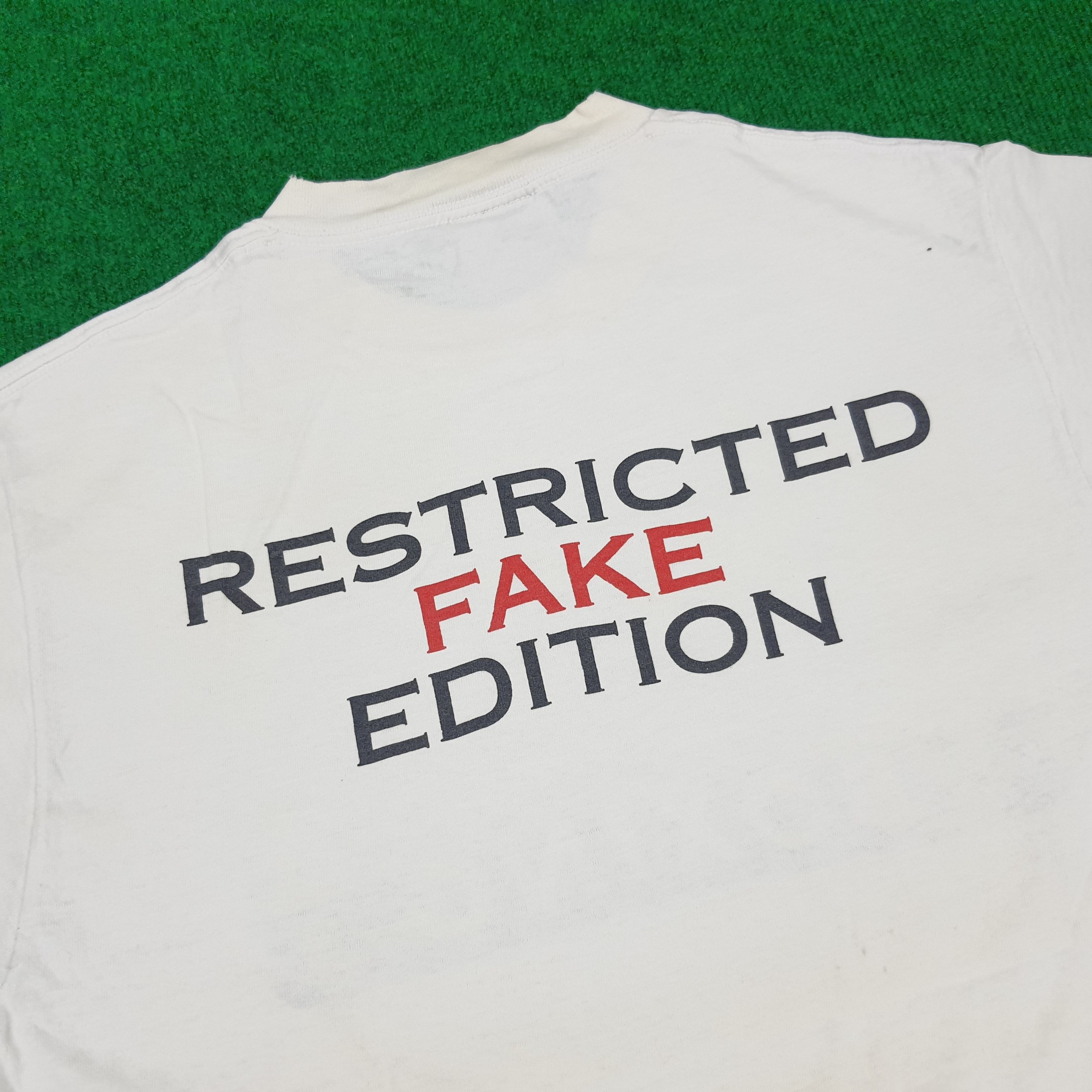 Other Vintage USB Boxing Restricted Fake Edition T-shirt Size US M / EU 48-50 / 2 - 4 Thumbnail