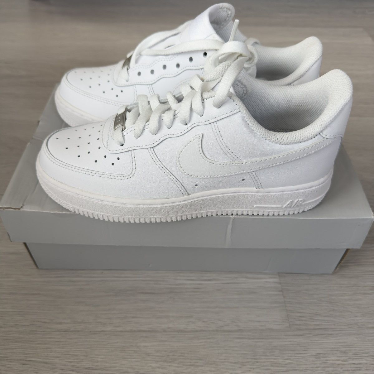 Nike New Nike Air Force 1 “07” sneakers Size US 6.5 / EU 39-40 - 2 Thumbnail