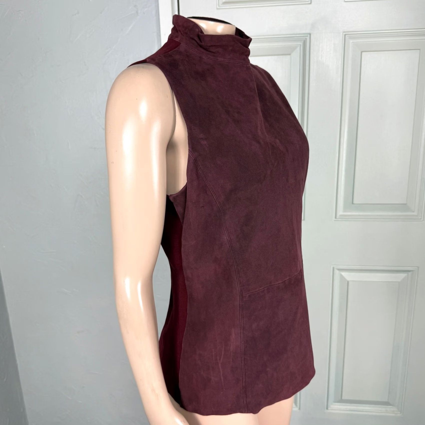 Theory Theory Womens Shirt M Red Suede Mock neck Blouse Career Size M / US 6-8 / IT 42-44 - 4 Thumbnail